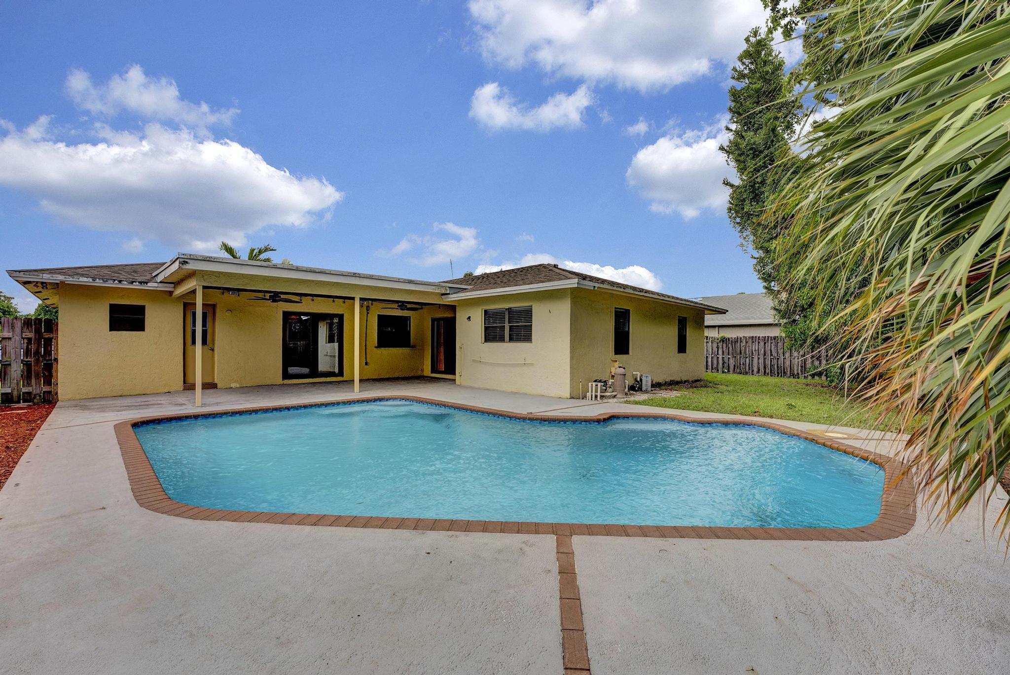 4499 Sugar Pine Drive