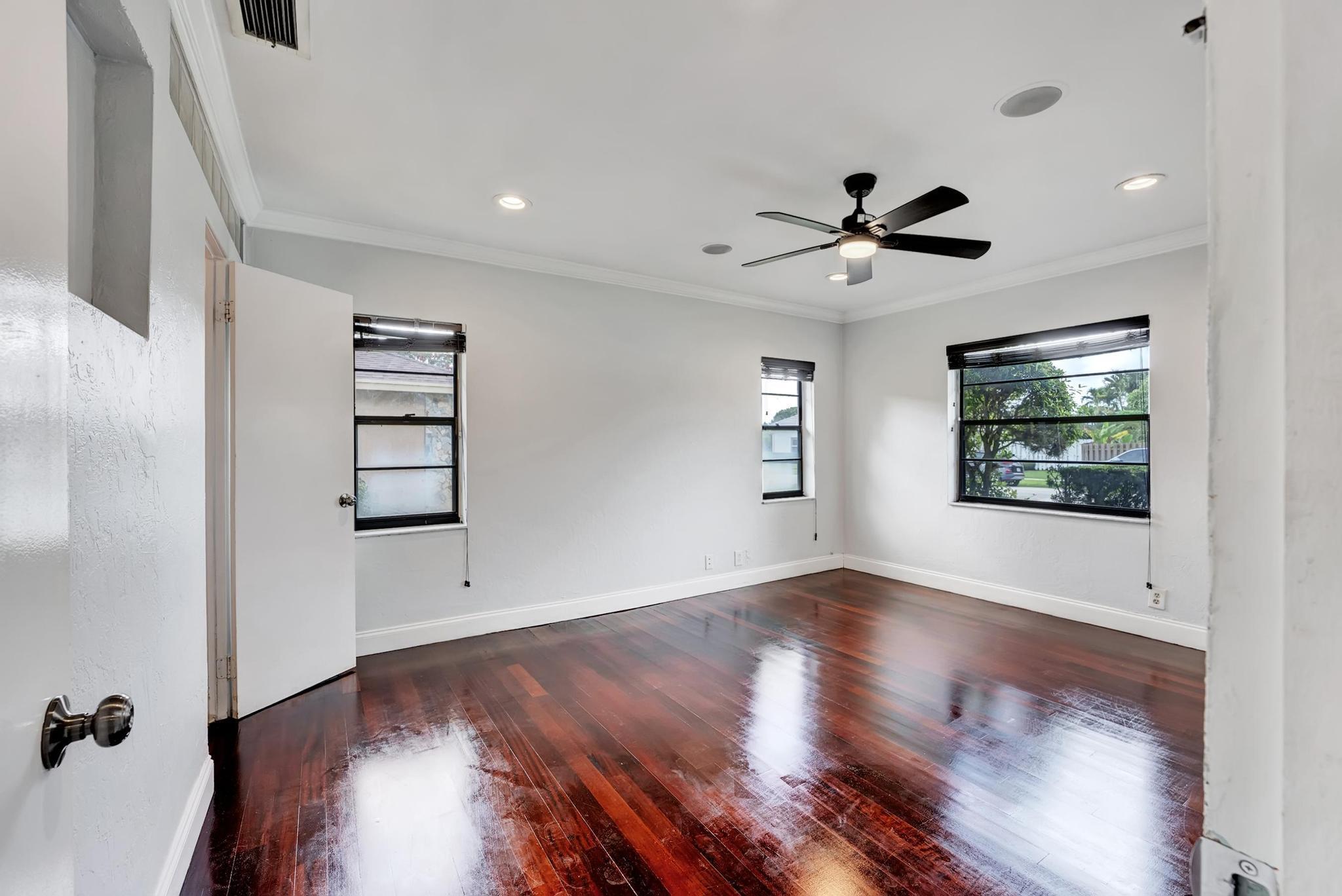 4499 Sugar Pine Drive