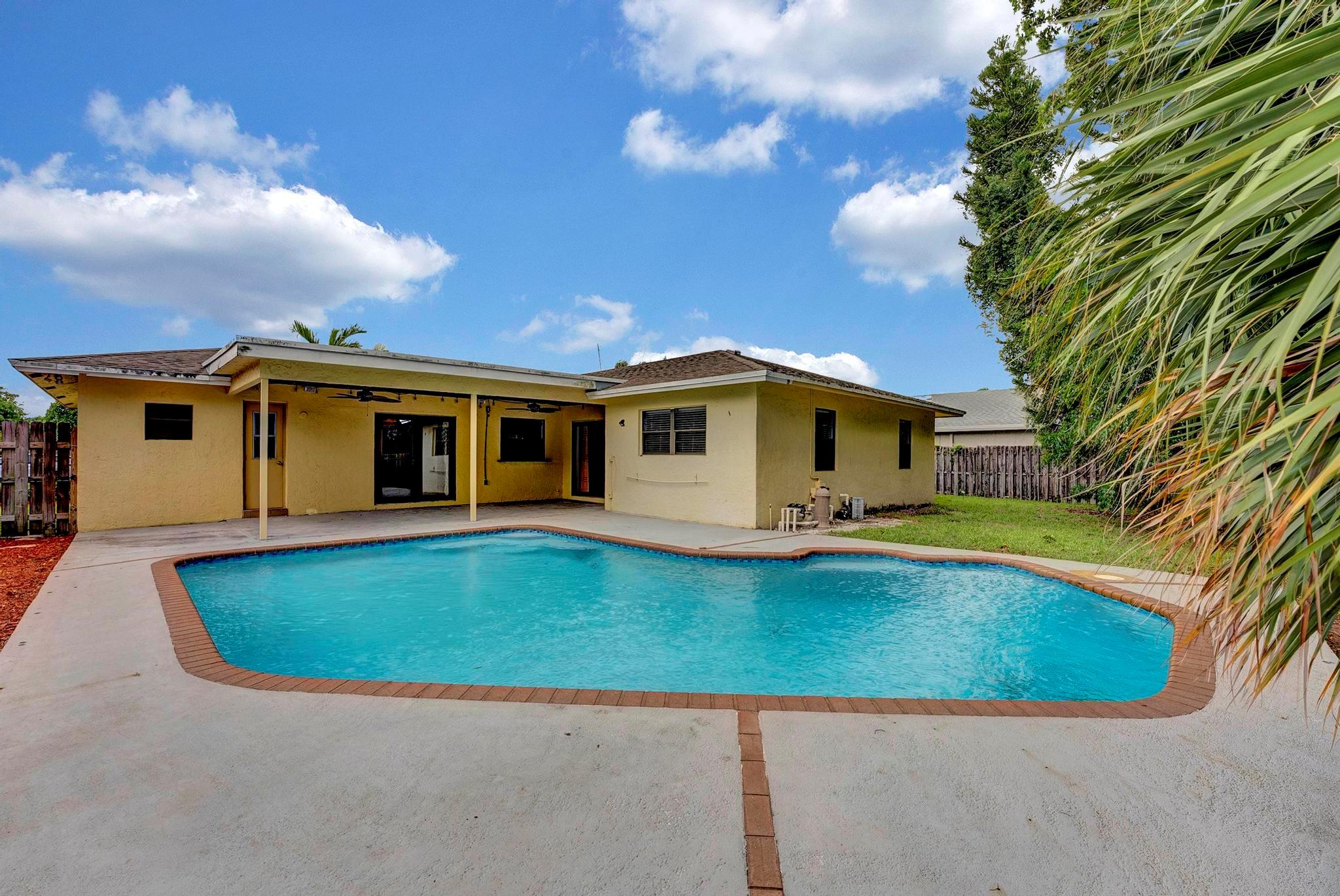 4499 Sugar Pine Drive