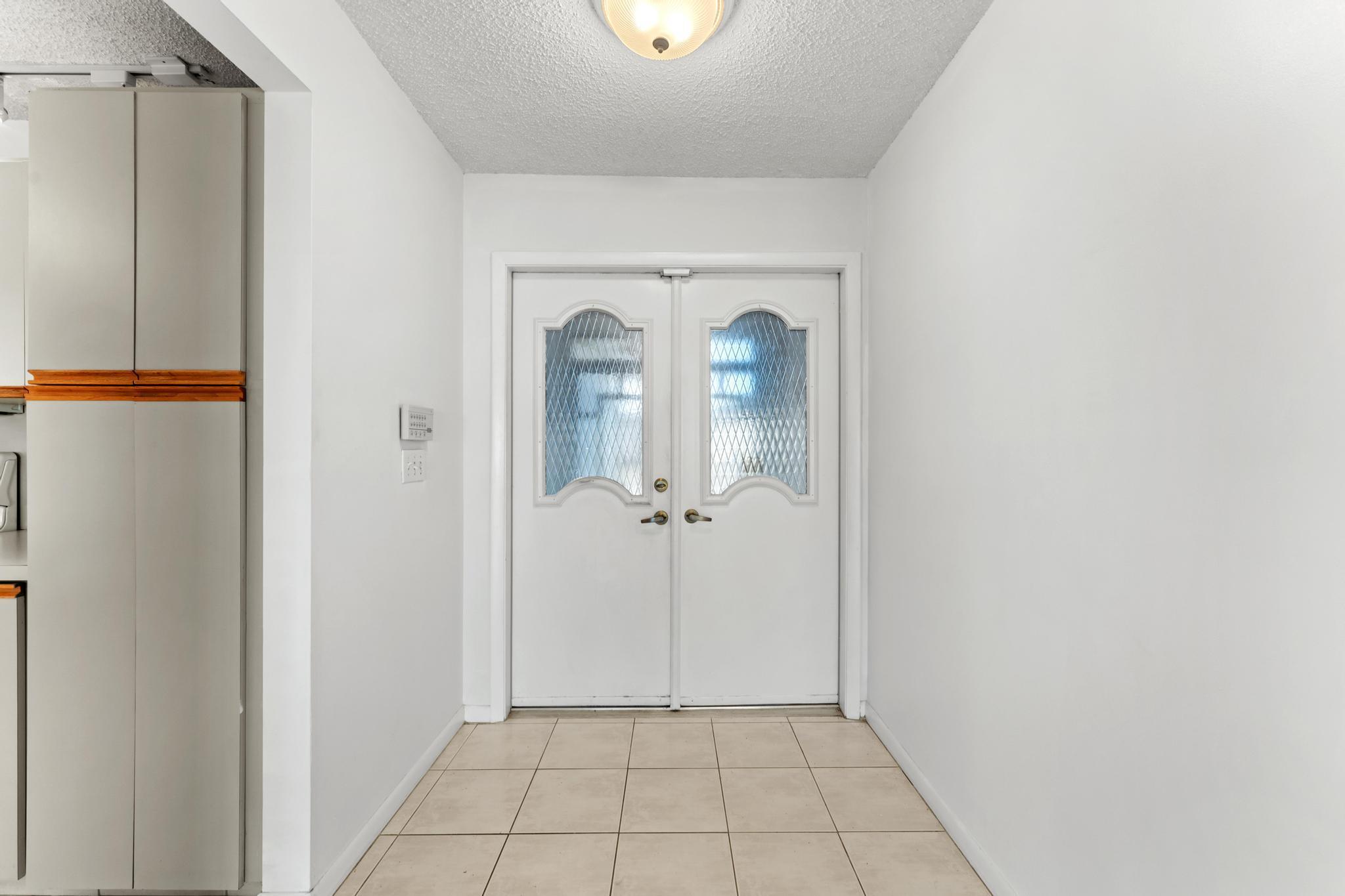 8674 White Egret Way