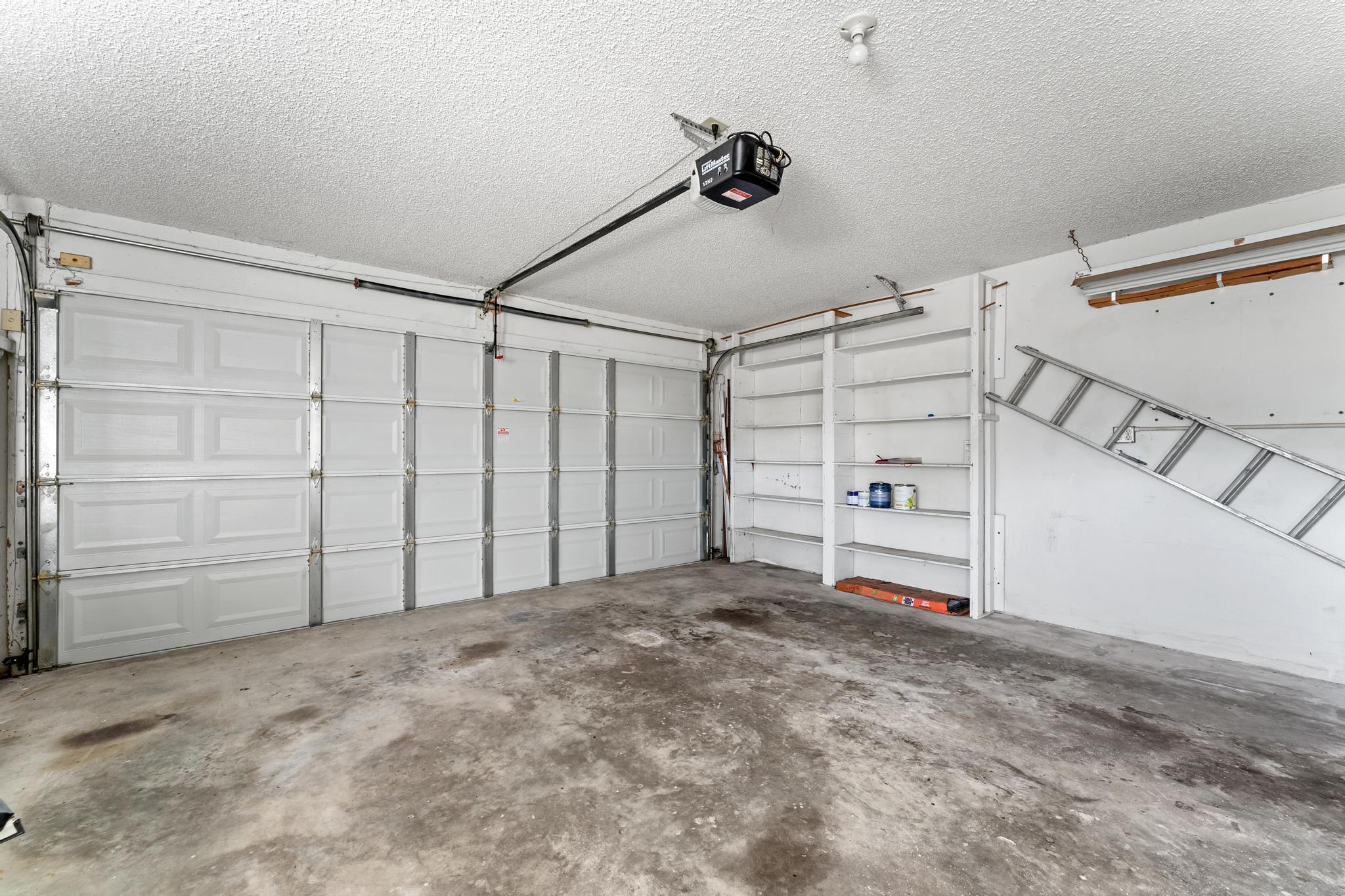 8674 White Egret Way