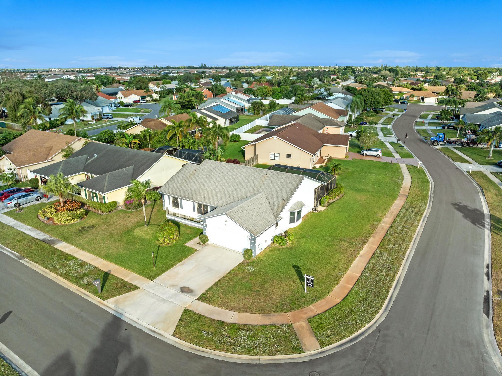 8674 White Egret Way