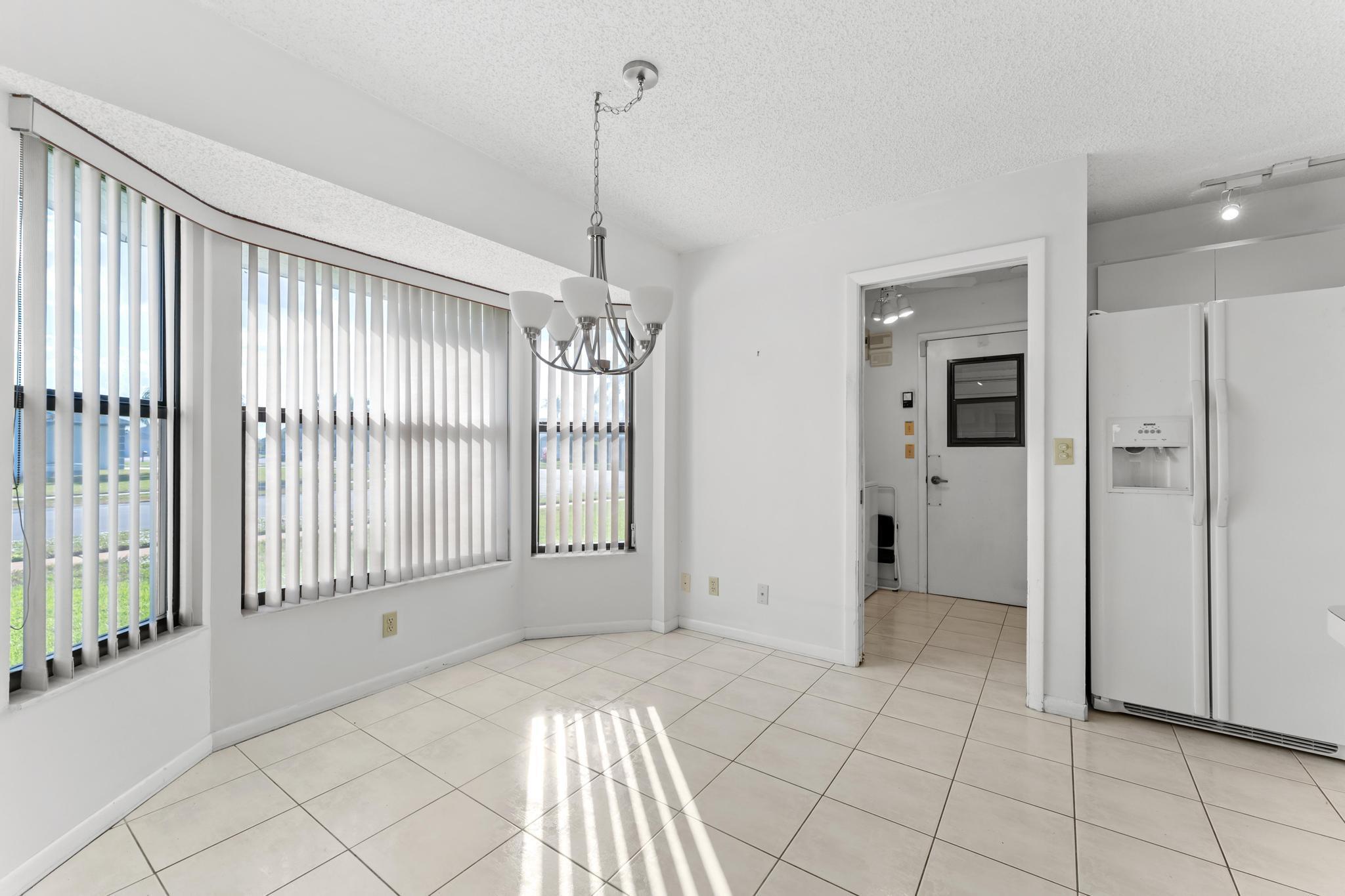 8674 White Egret Way