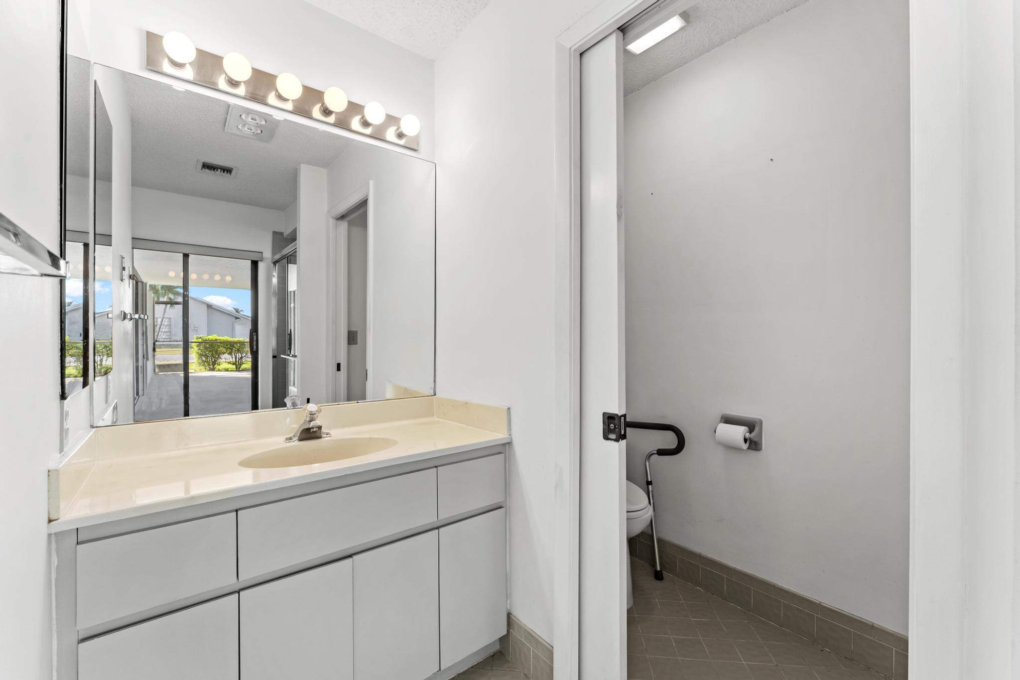 8674 White Egret Way