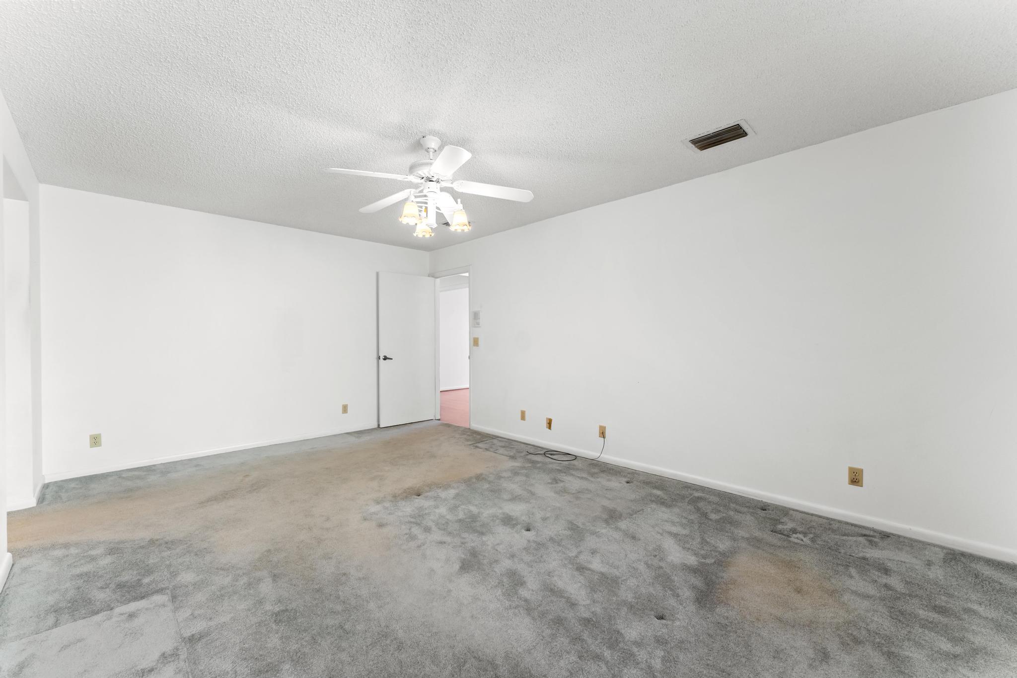 8674 White Egret Way