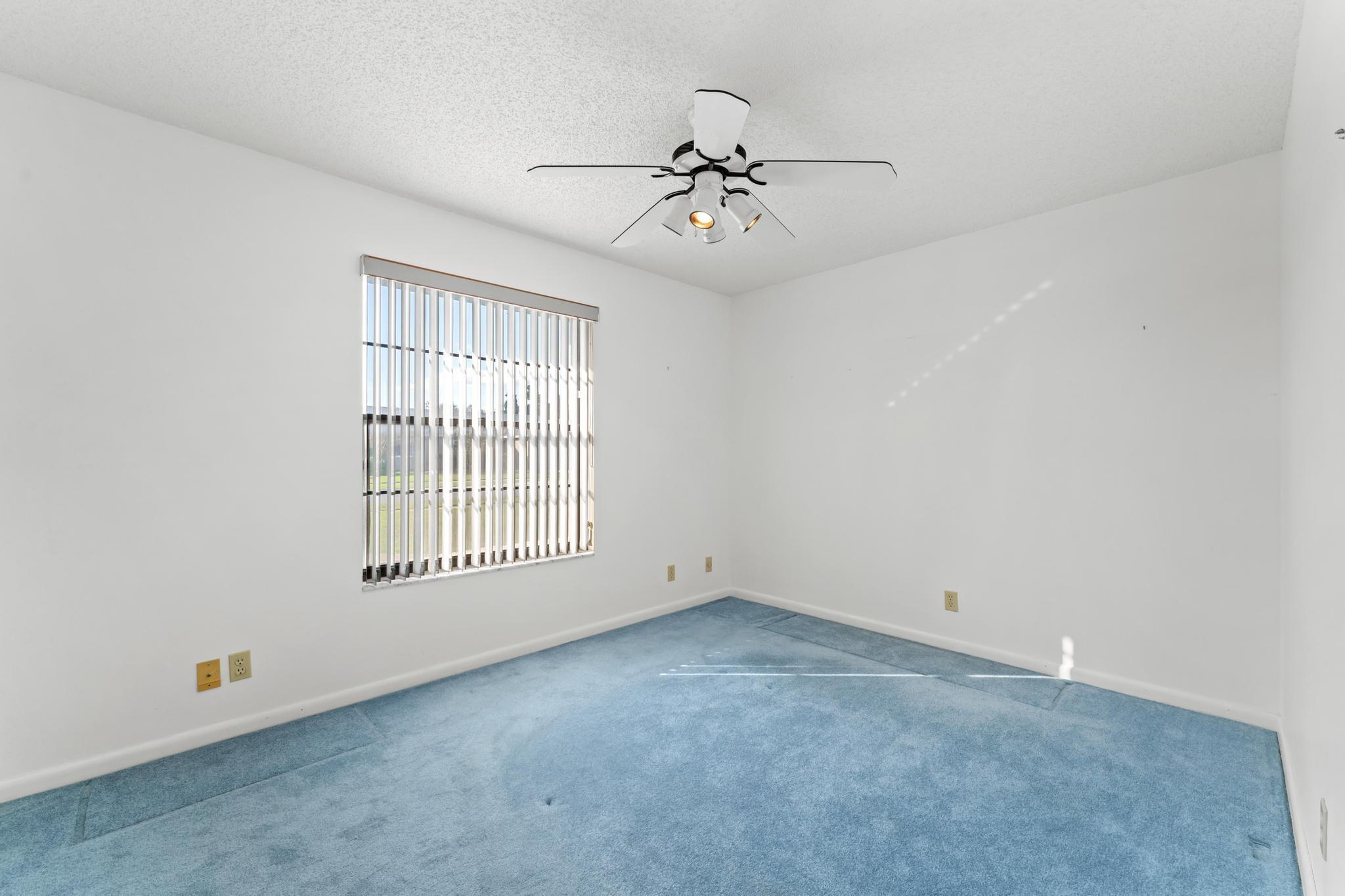 8674 White Egret Way