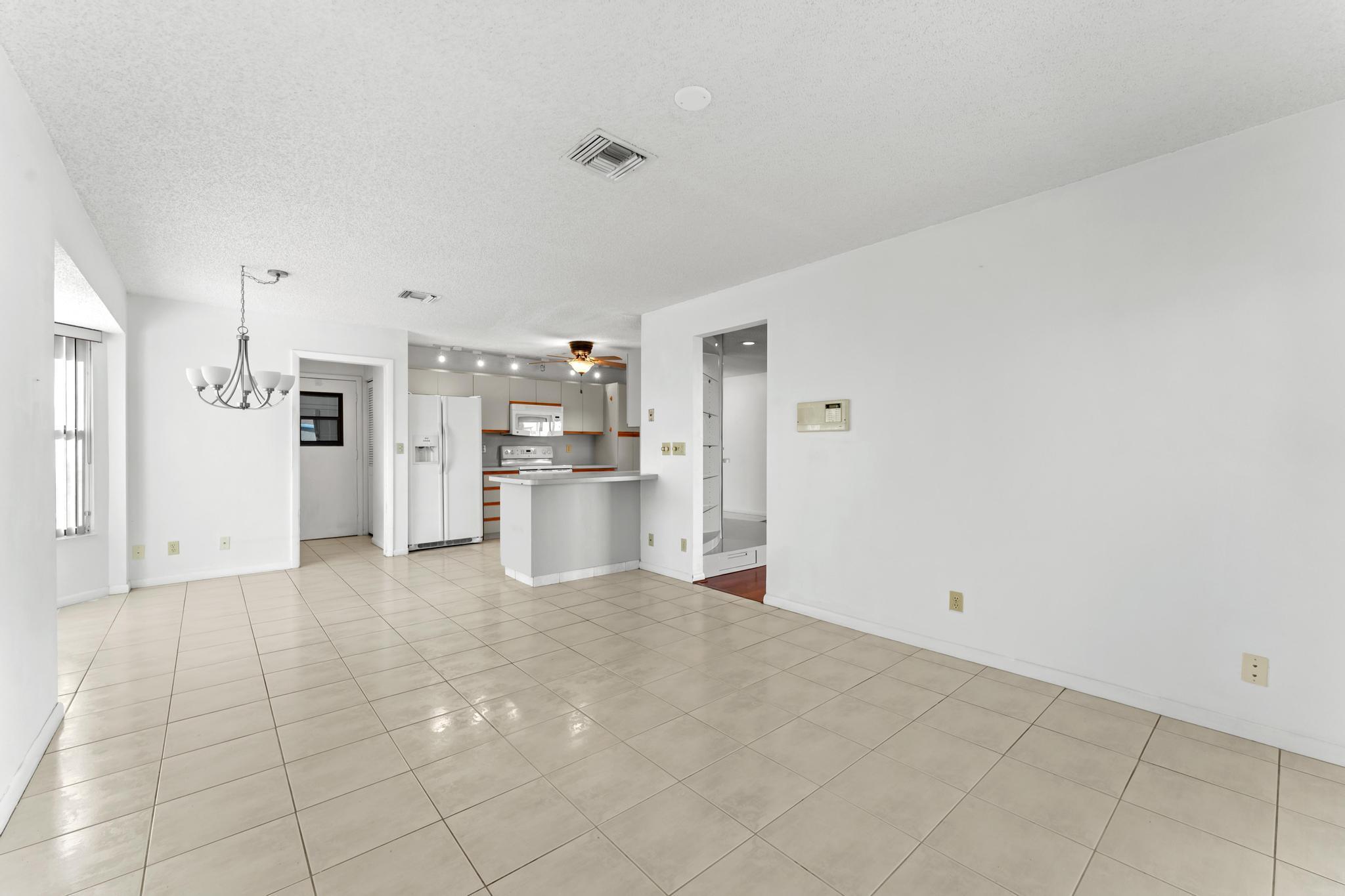 8674 White Egret Way