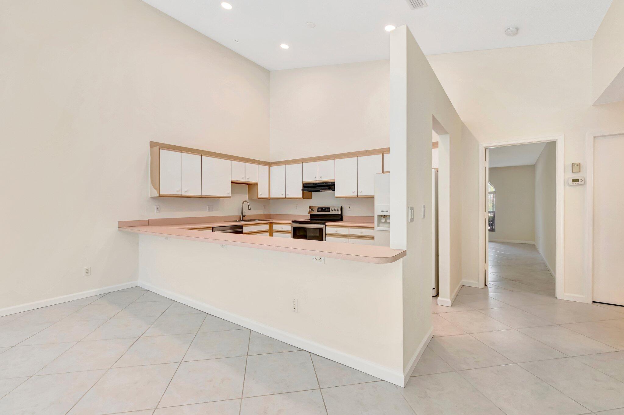 3121 Florida Boulevard