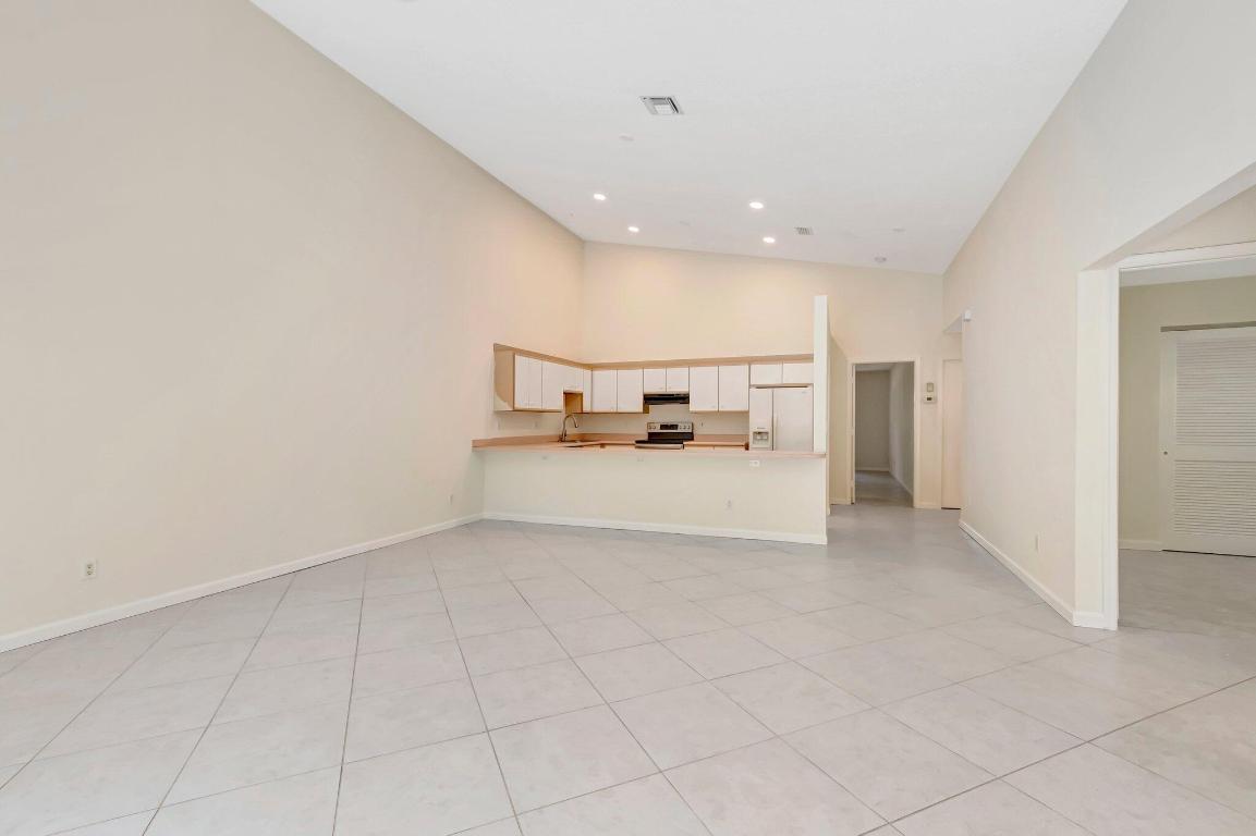 3121 Florida Boulevard