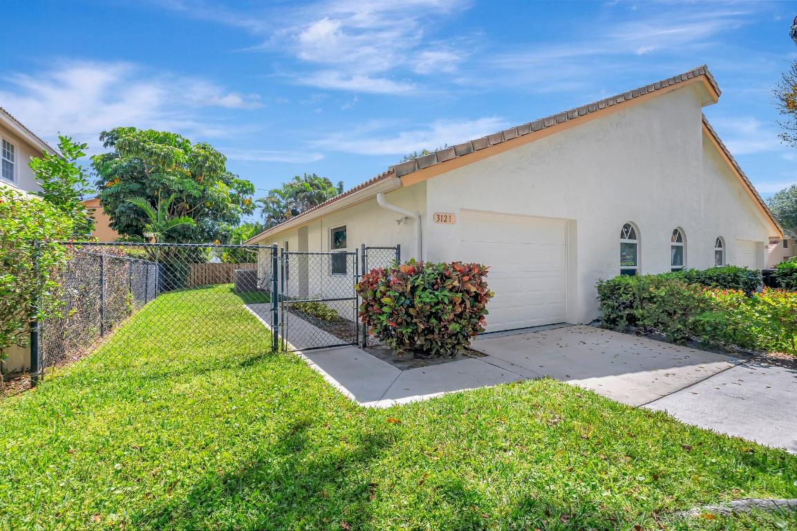 3121 Florida Boulevard