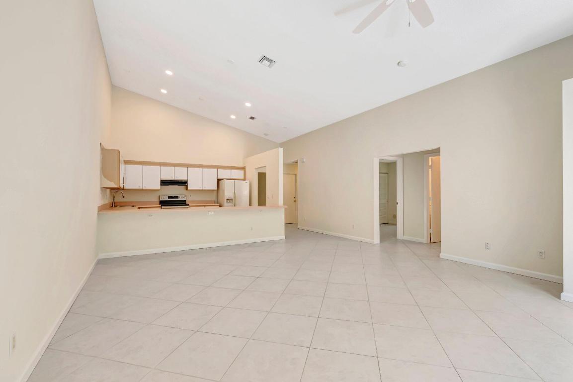 3121 Florida Boulevard