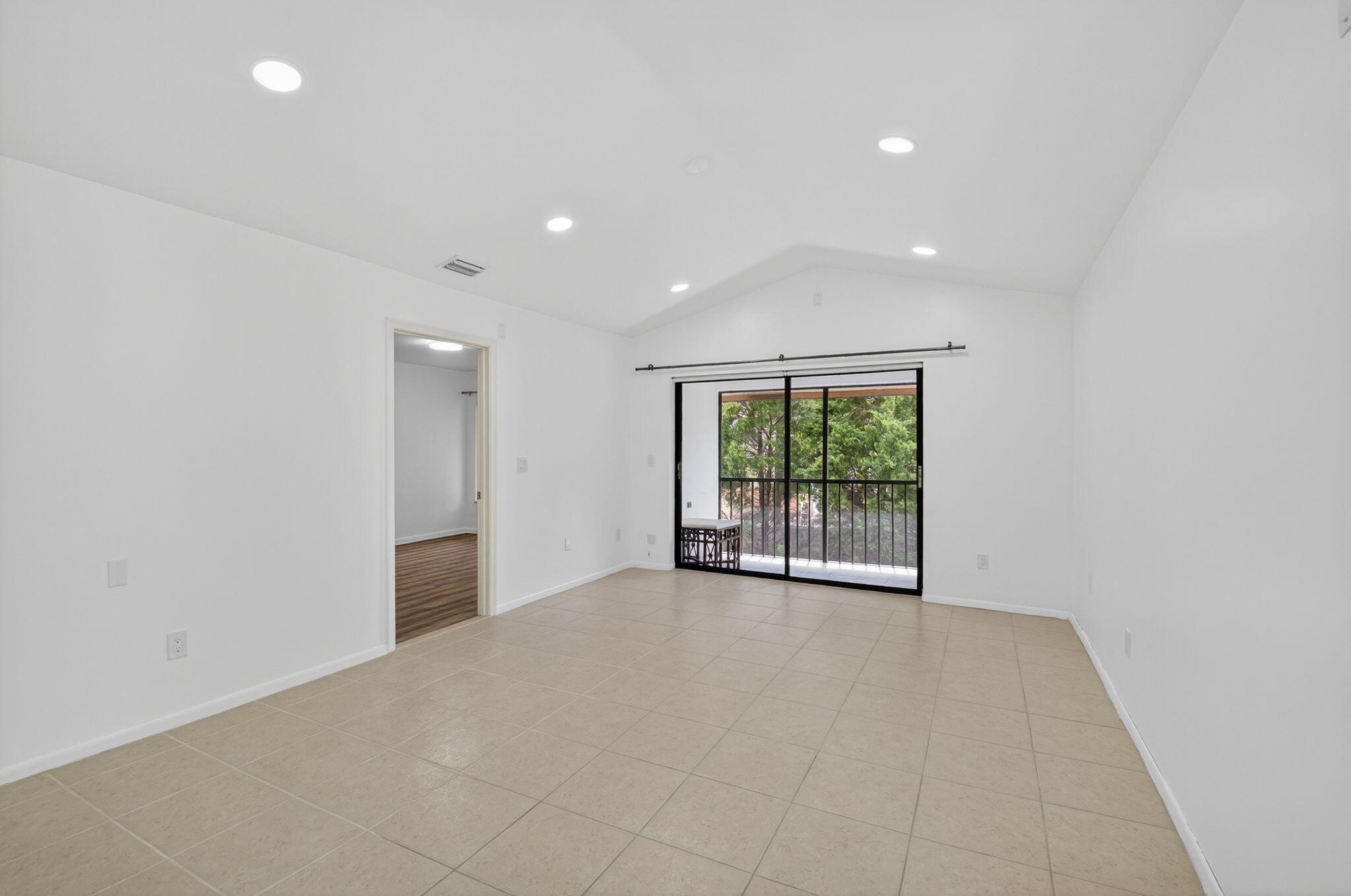 5151 W Club Circle 205