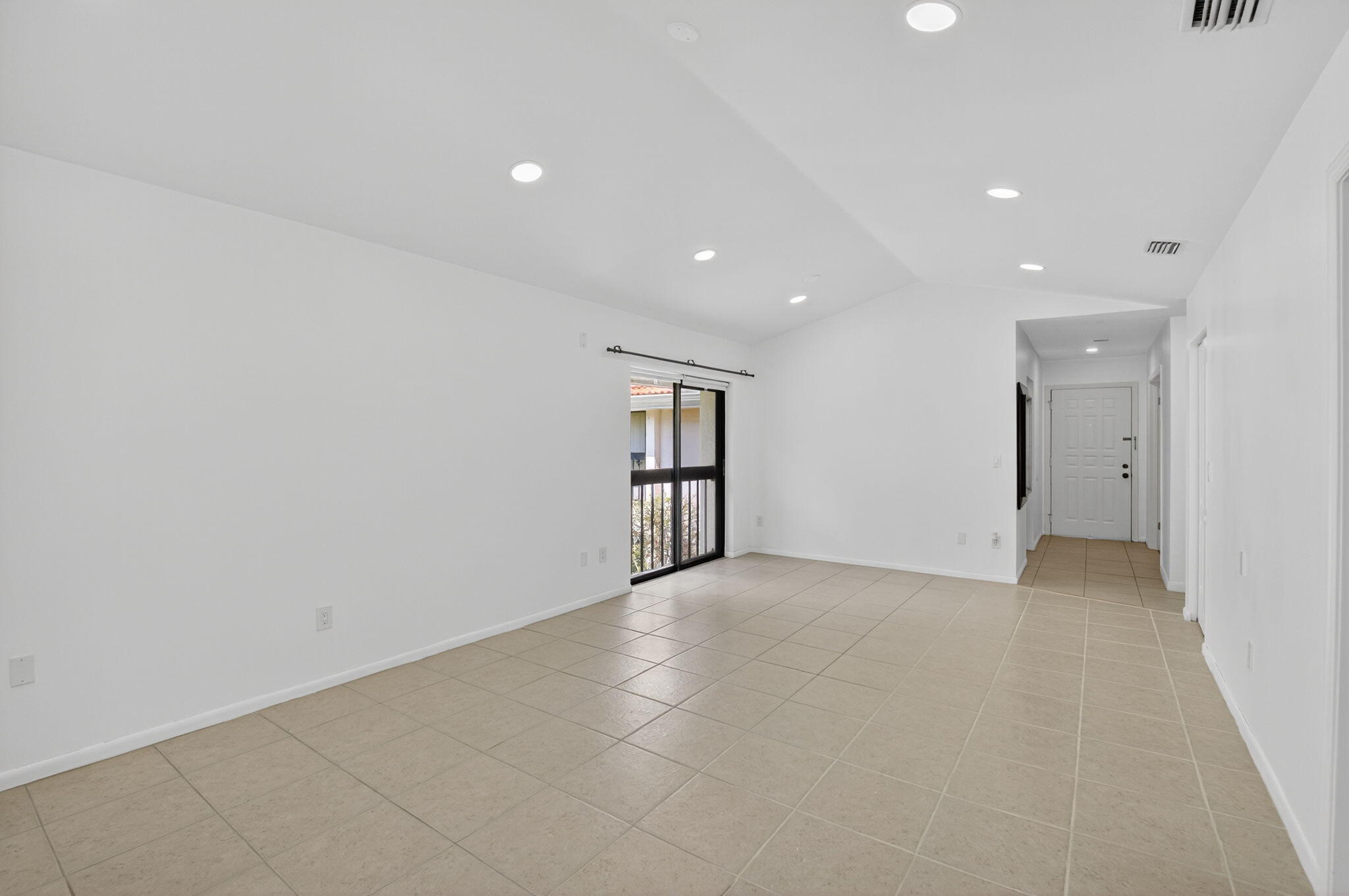 5151 W Club Circle 205