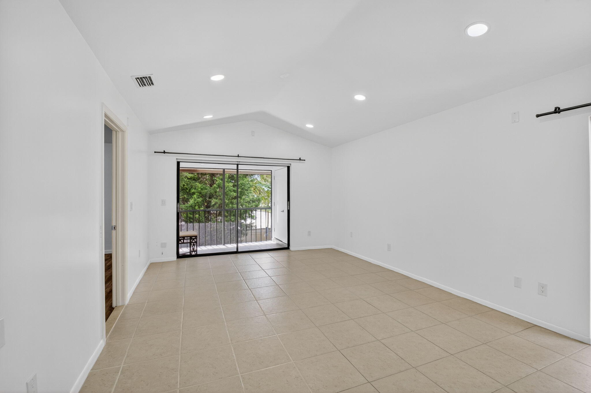 5151 W Club Circle 205