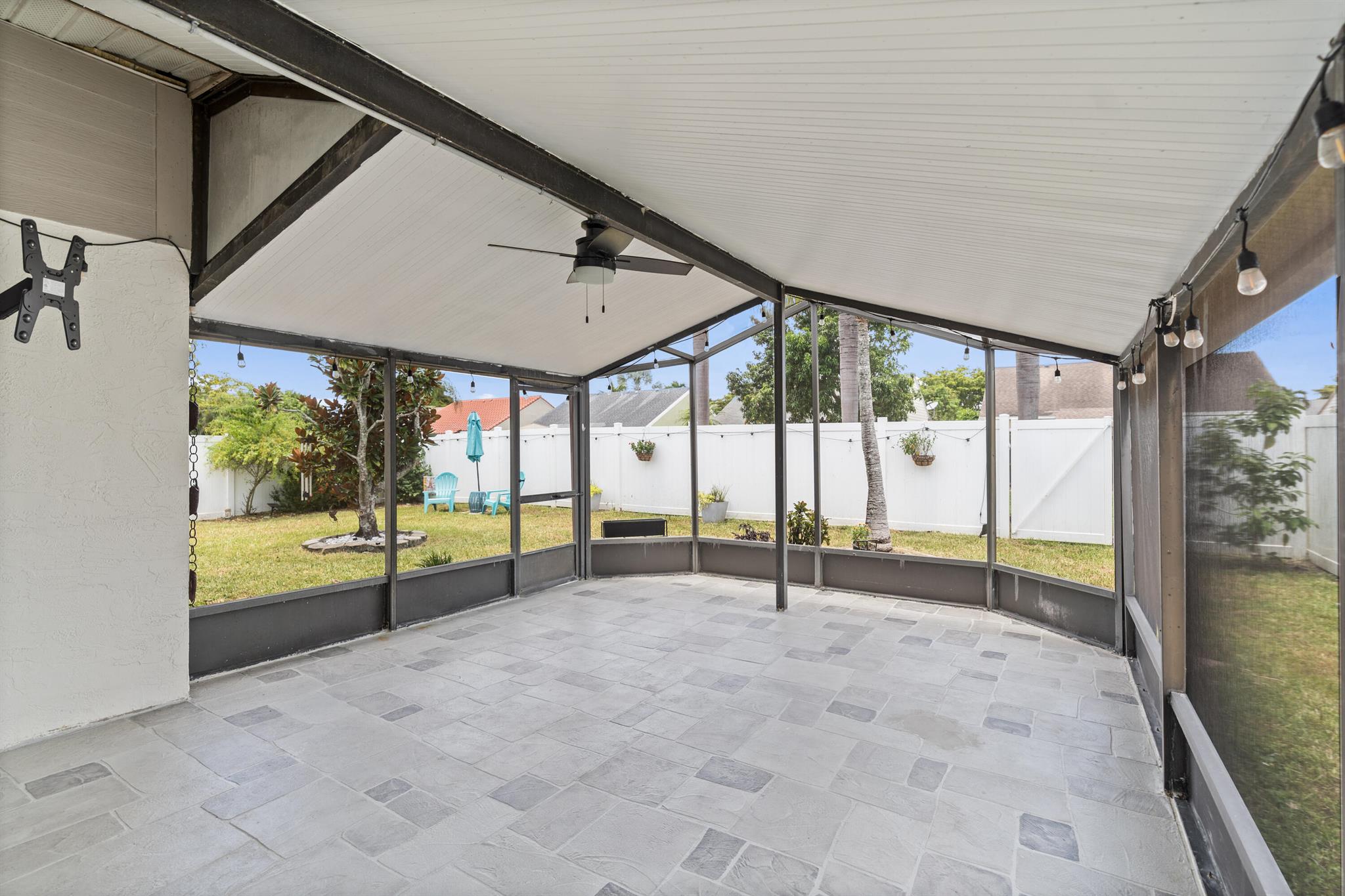 8281 Cedar Hollow Lane