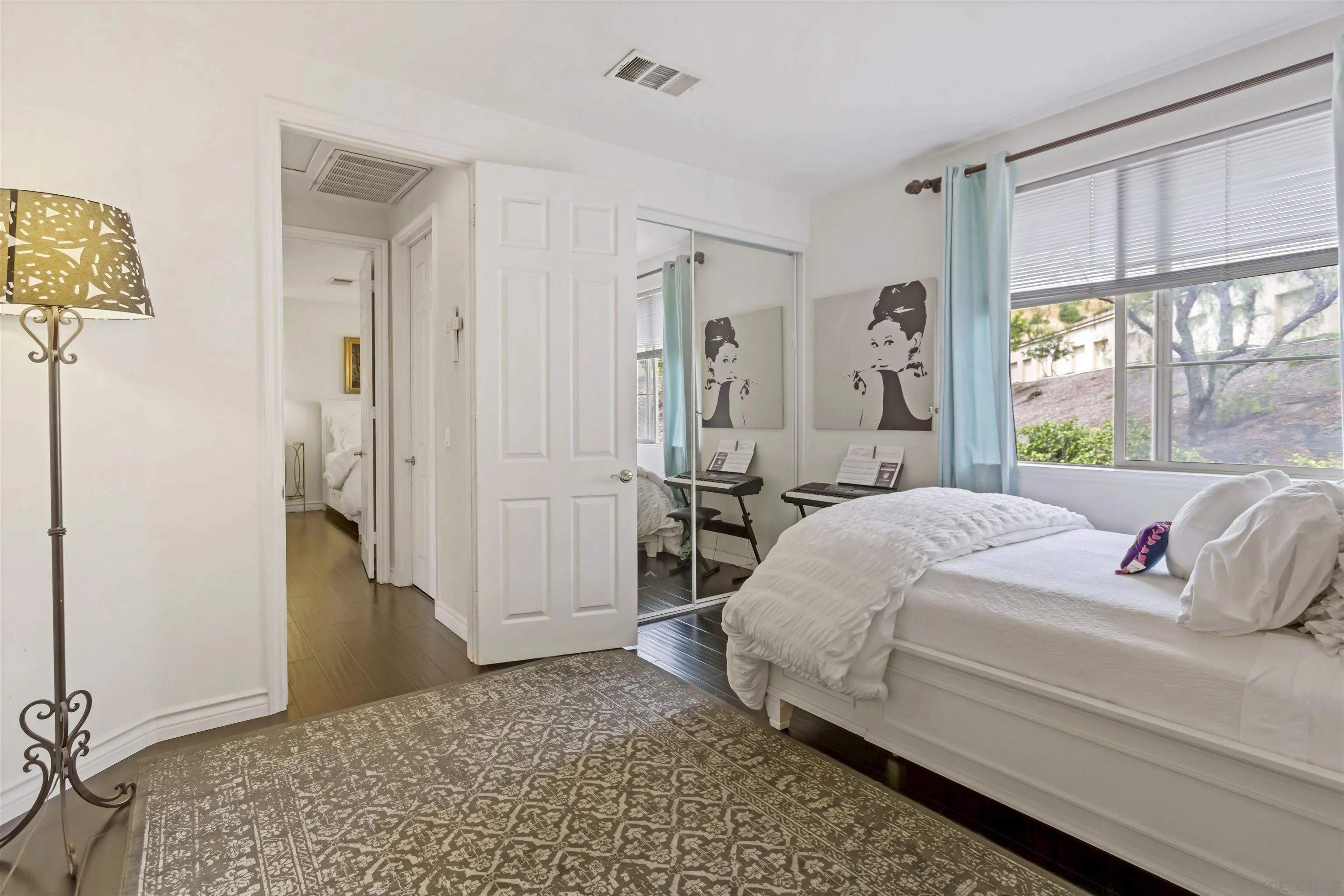 4229 N Via Mira Monte