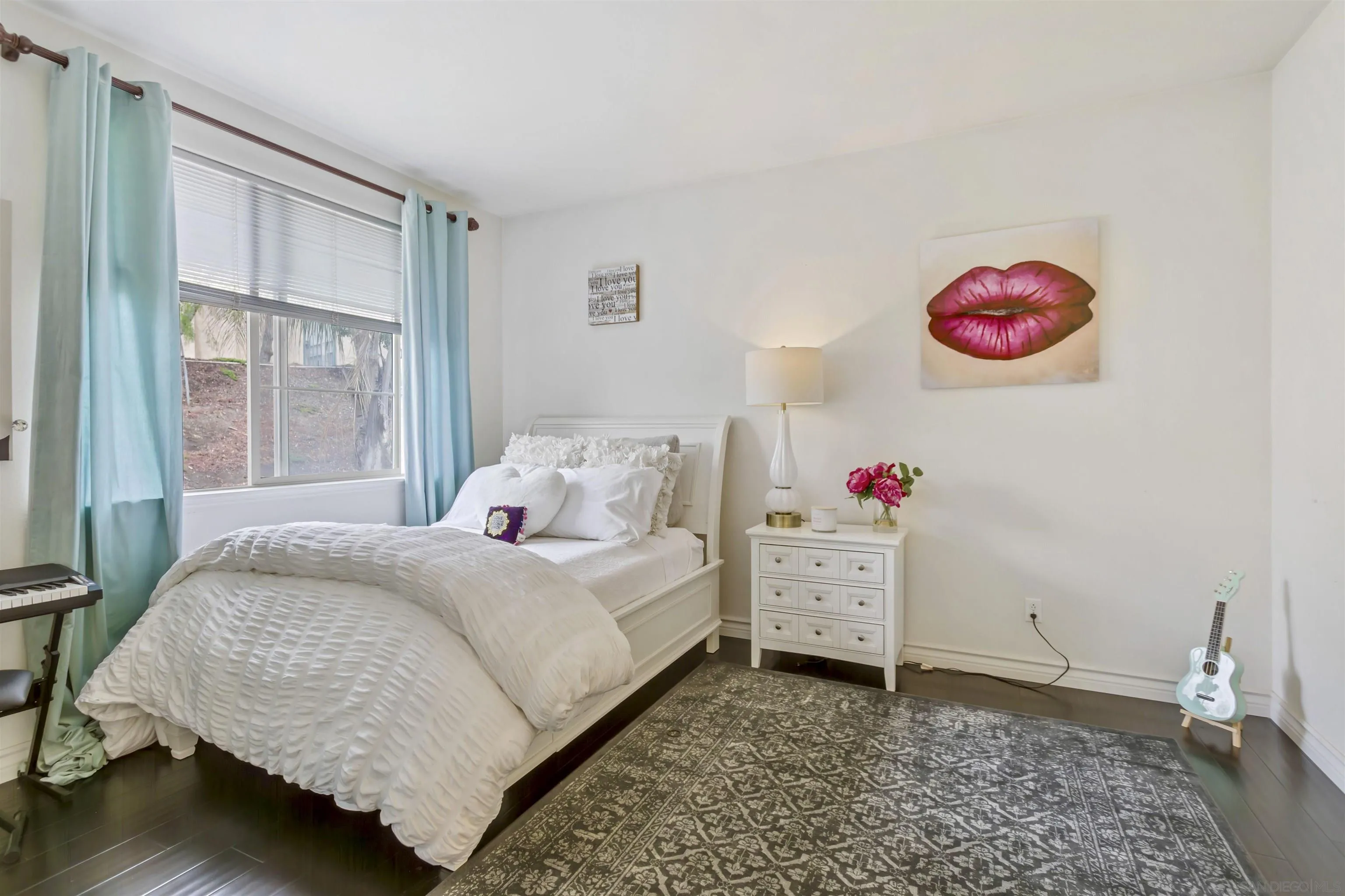 4229 N Via Mira Monte