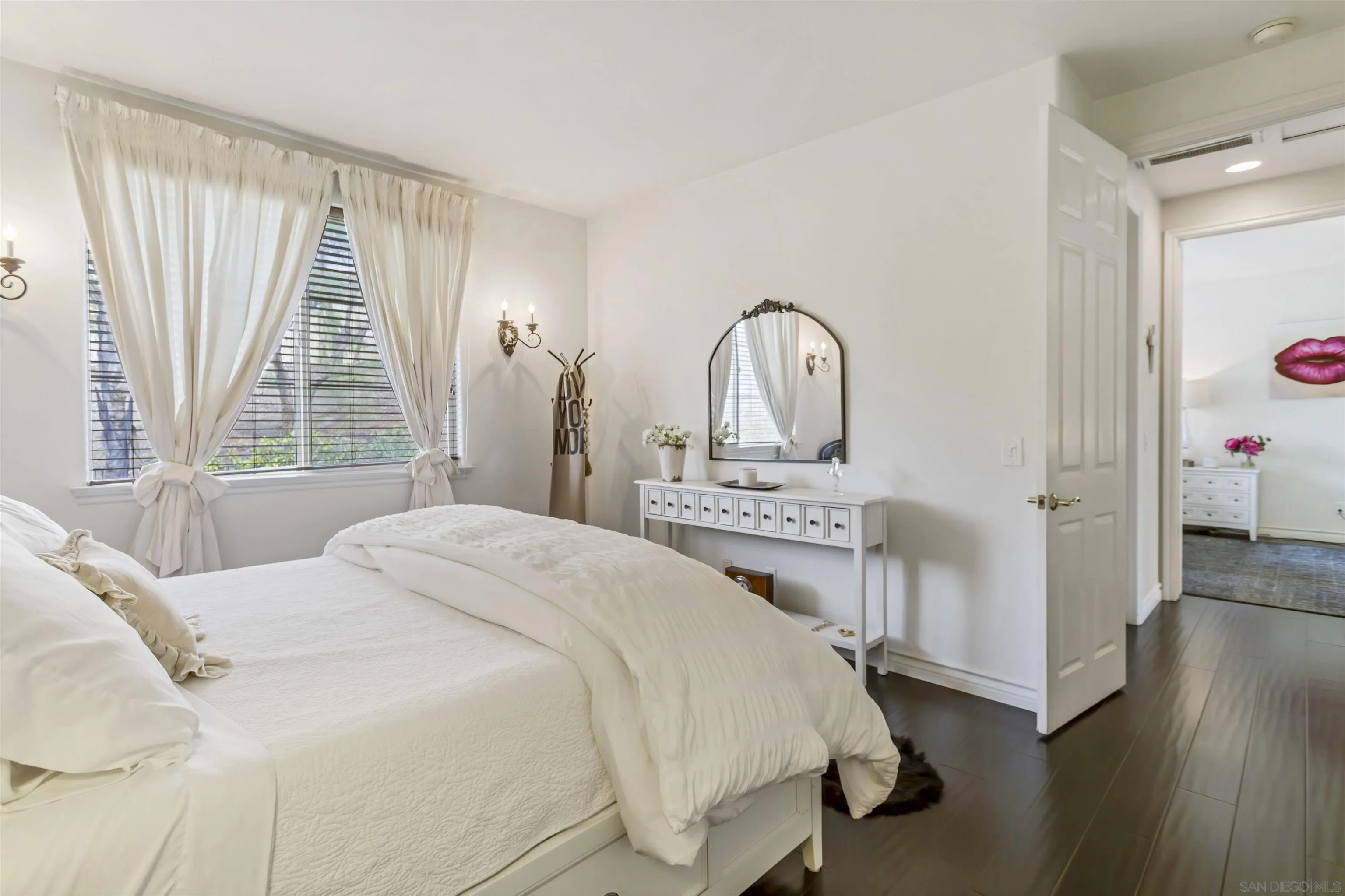 4229 N Via Mira Monte