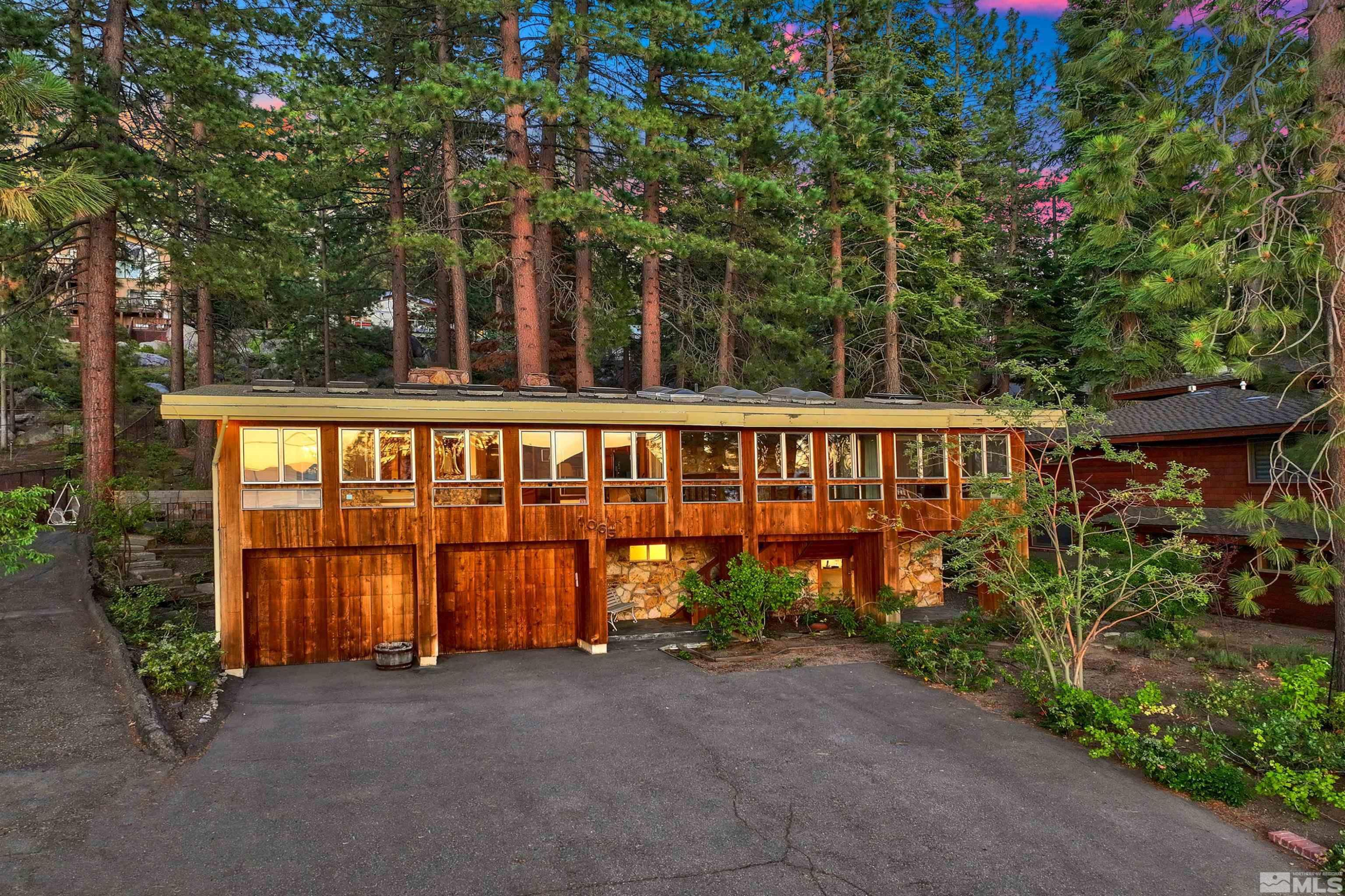 1065 Skyland Drive