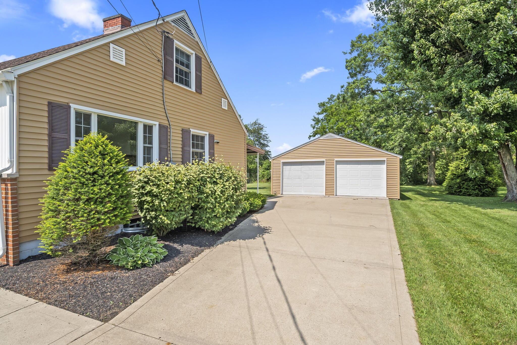 755 Pole Lane Road