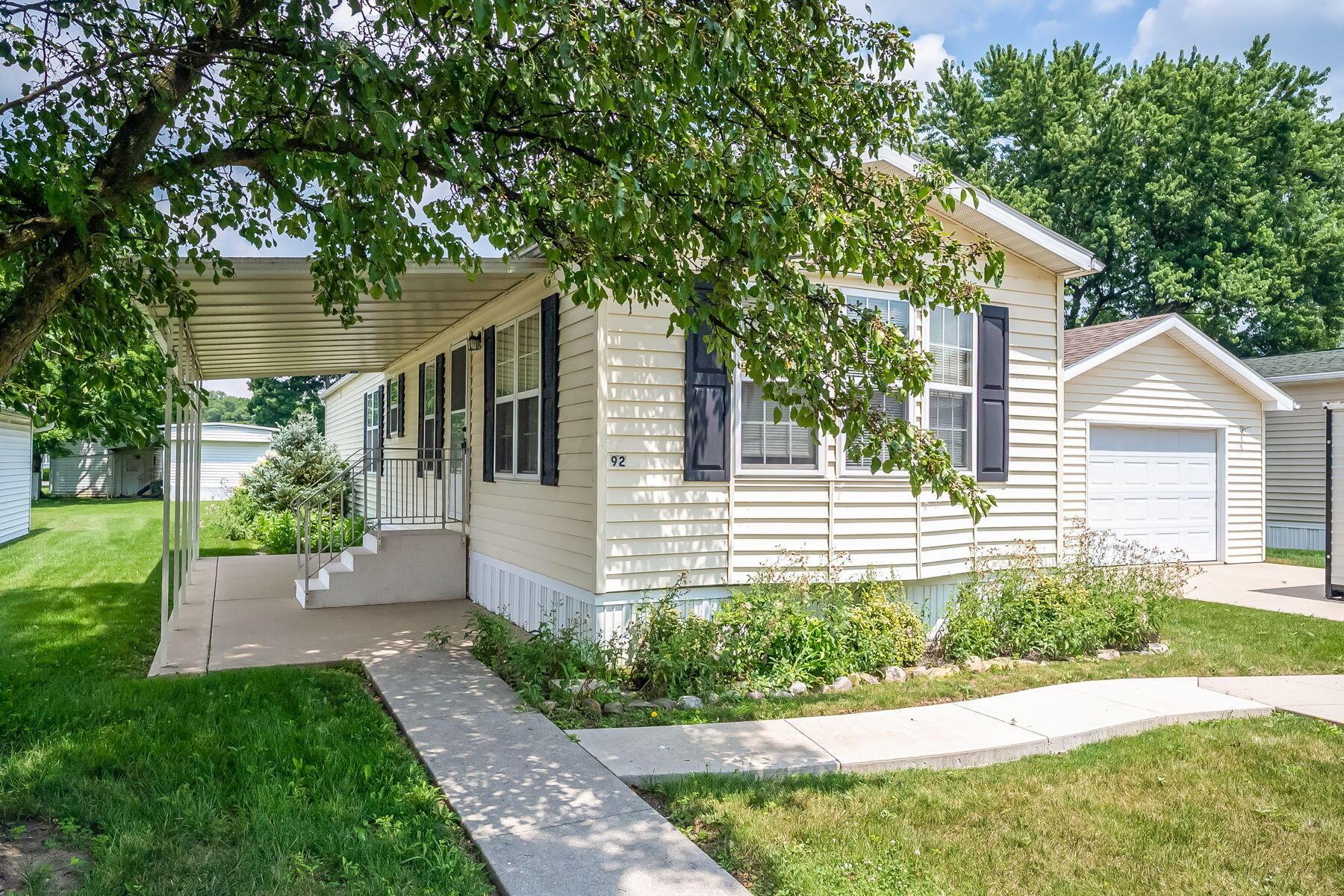 3200 Smeltzer Road, 92