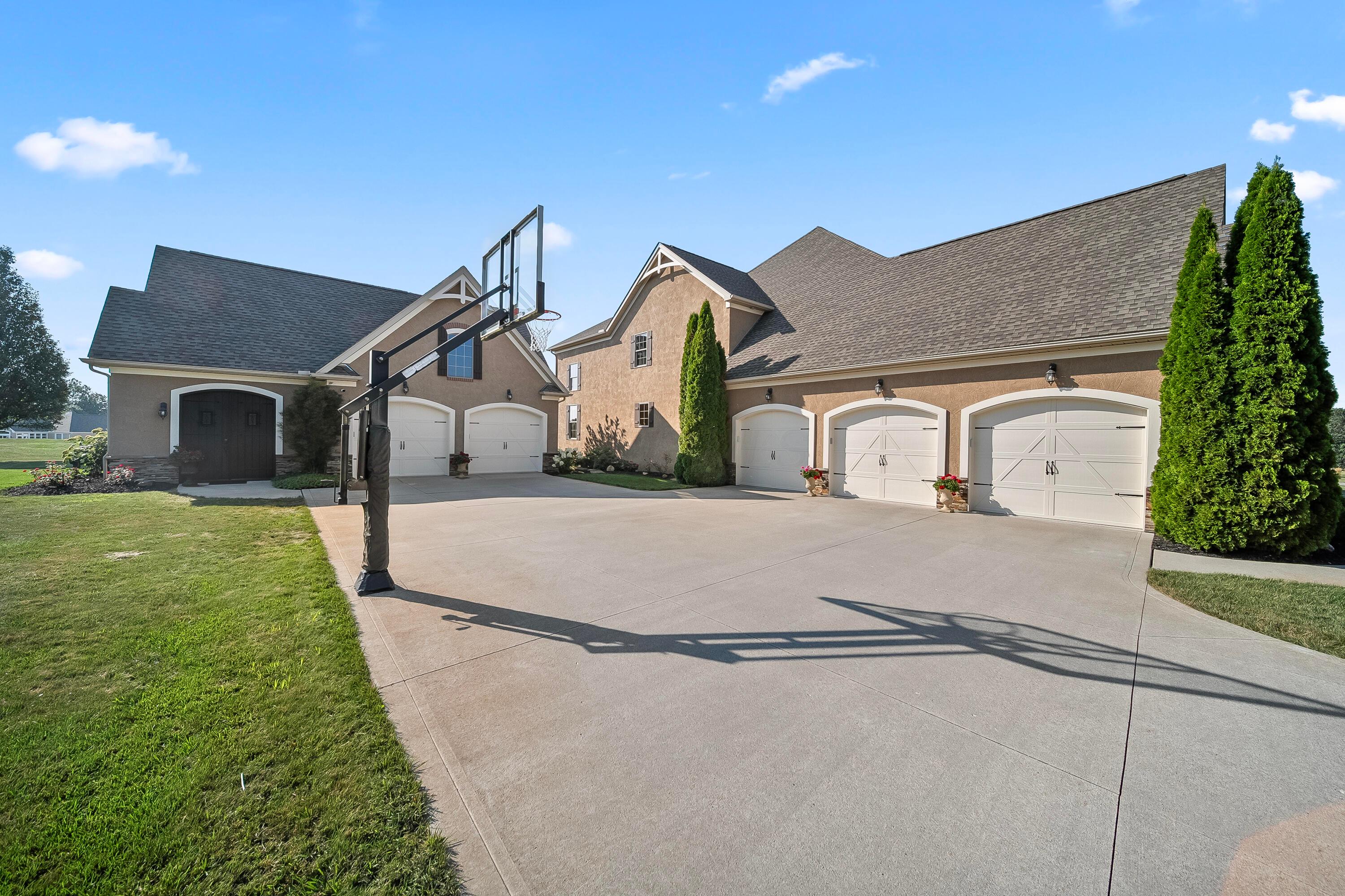 16725 Raintree Drive