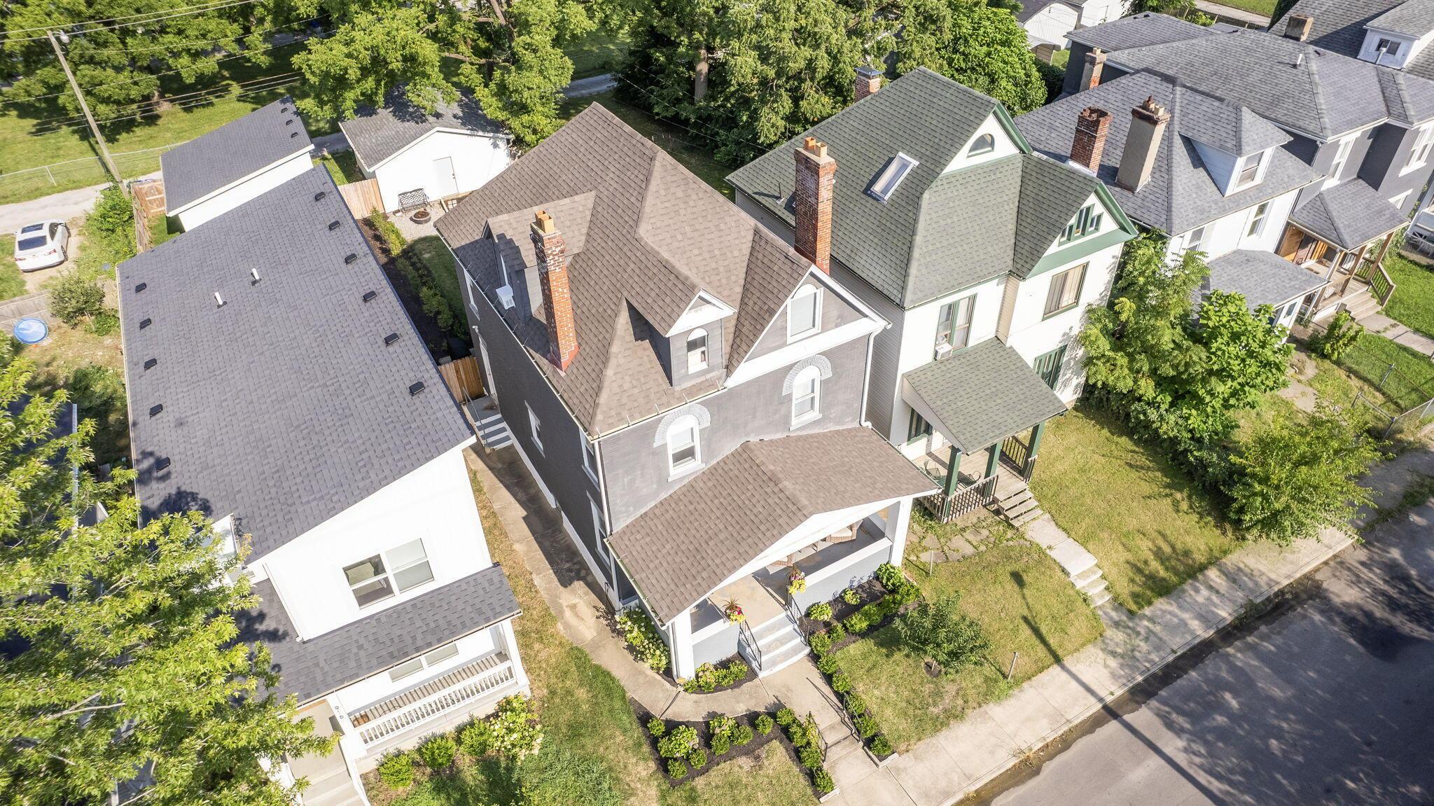920 Oakwood Avenue