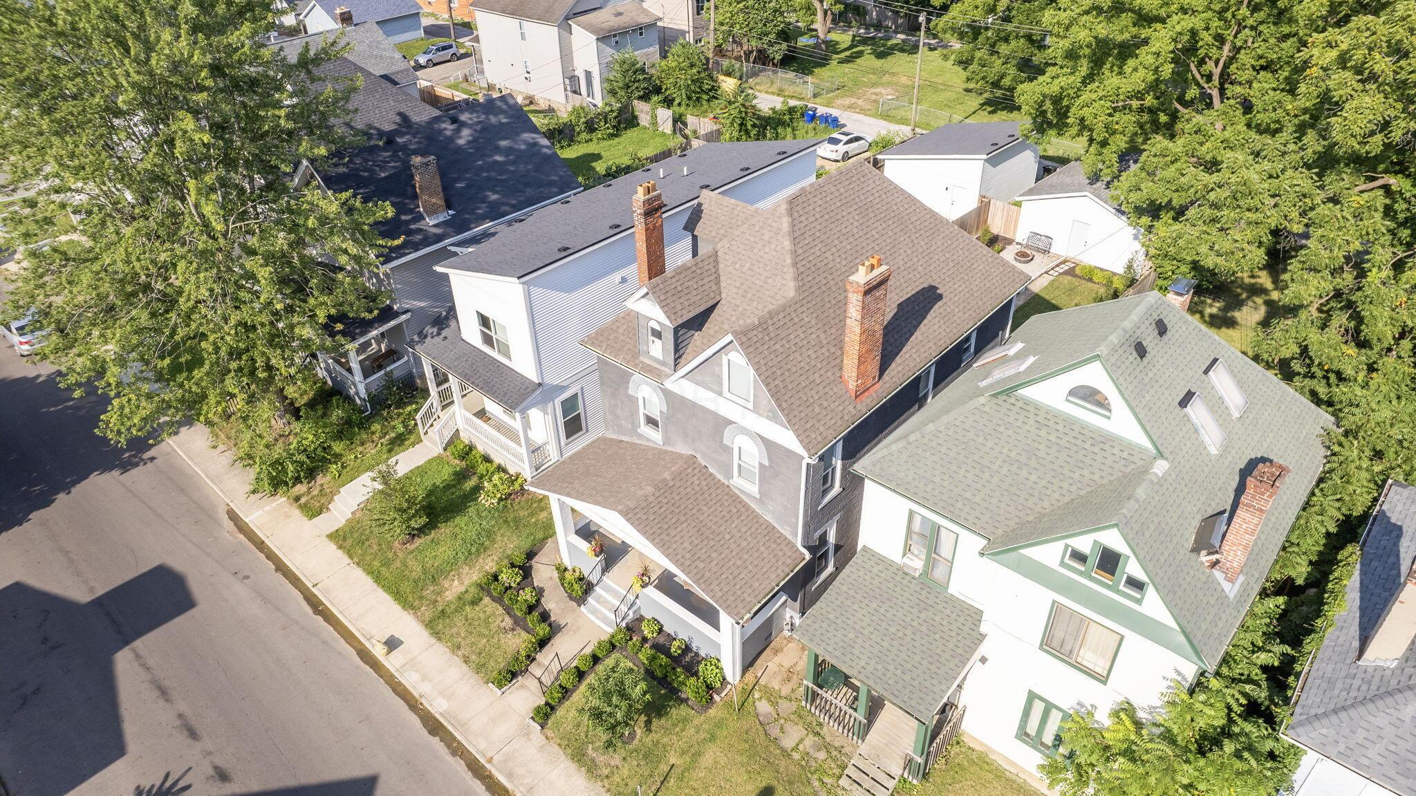 920 Oakwood Avenue