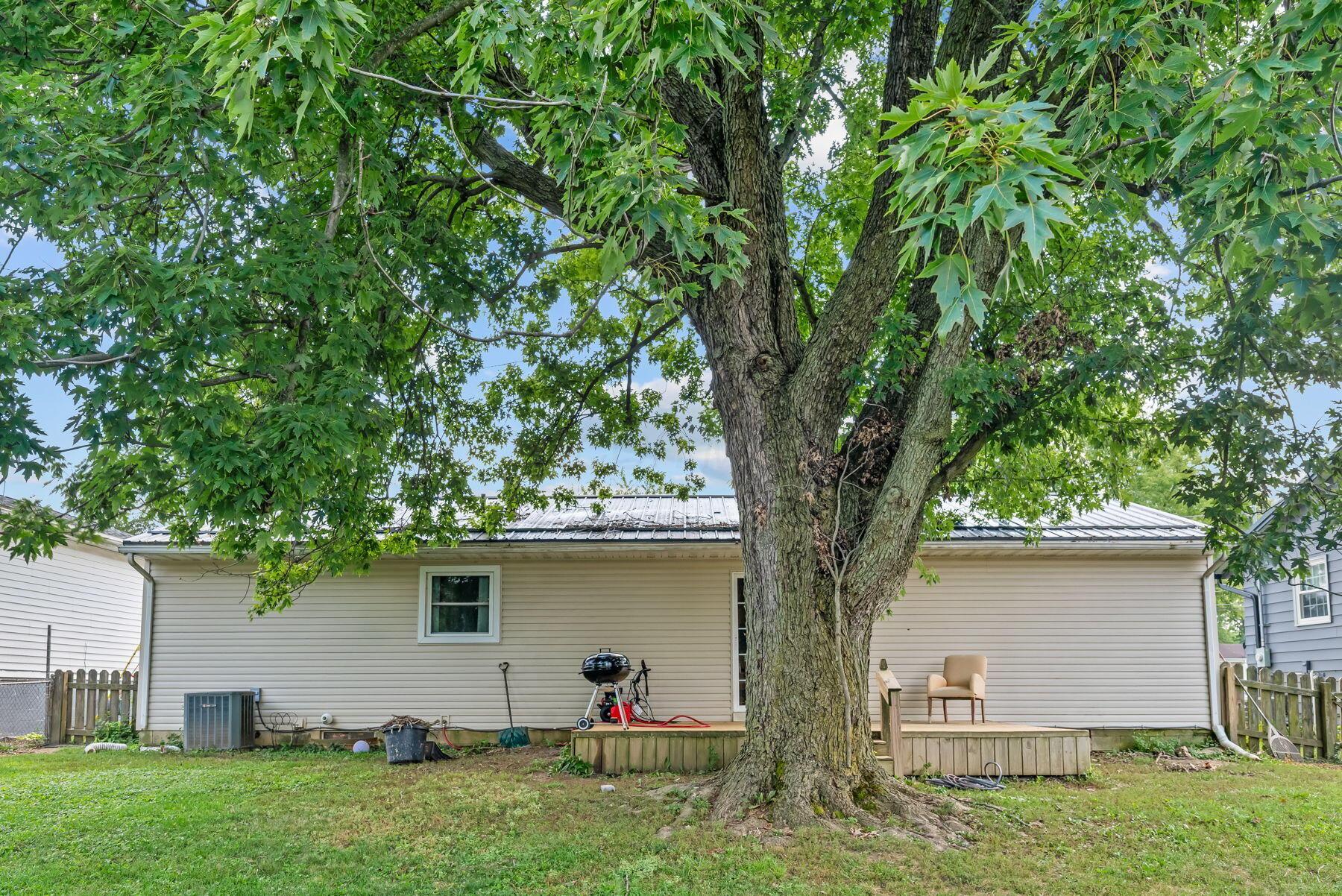 1406 Plantation Drive