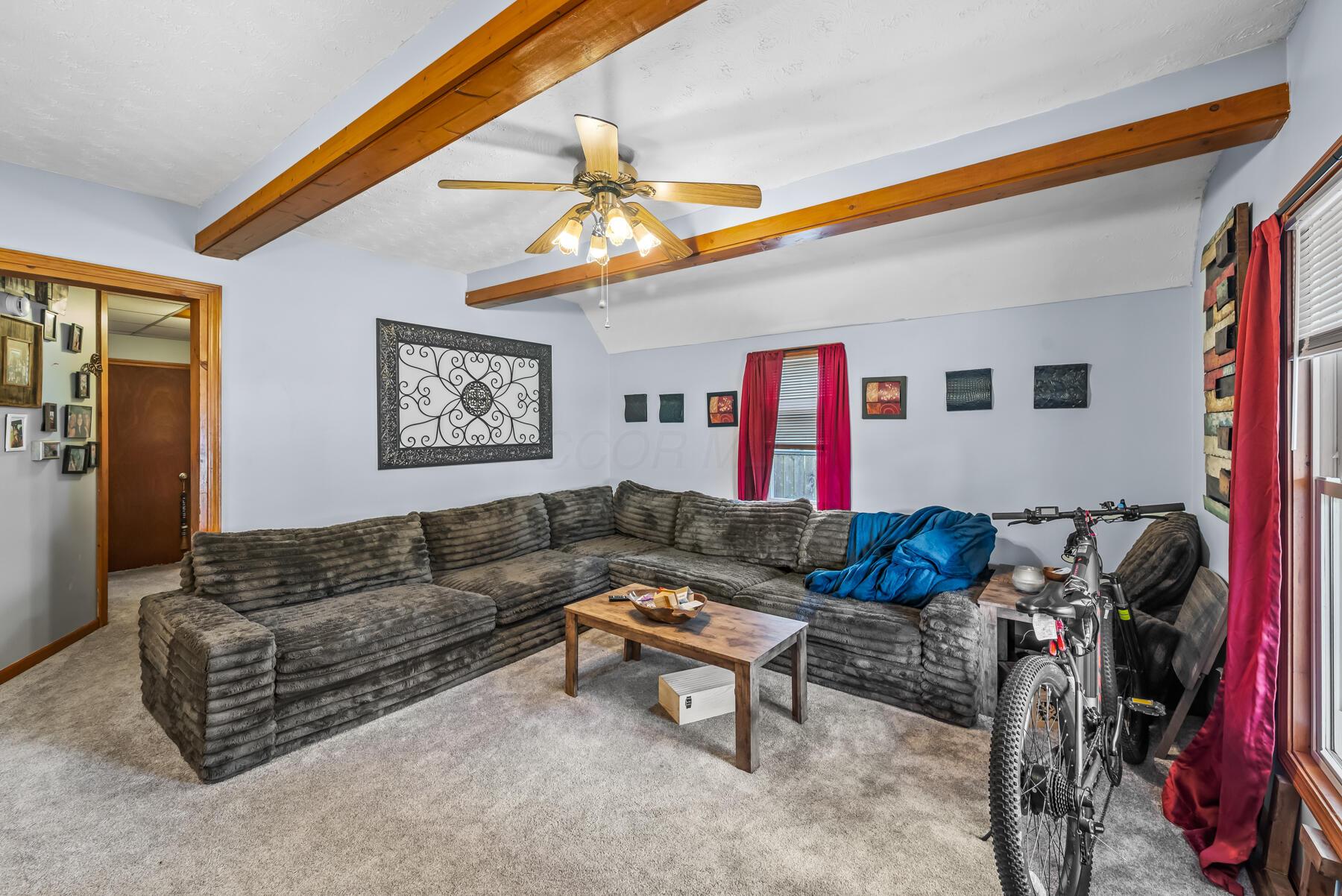 240 S Seffner Avenue