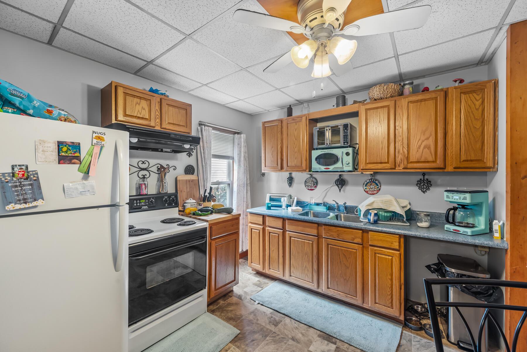 240 S Seffner Avenue