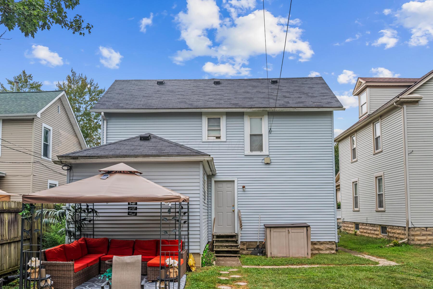 240 S Seffner Avenue