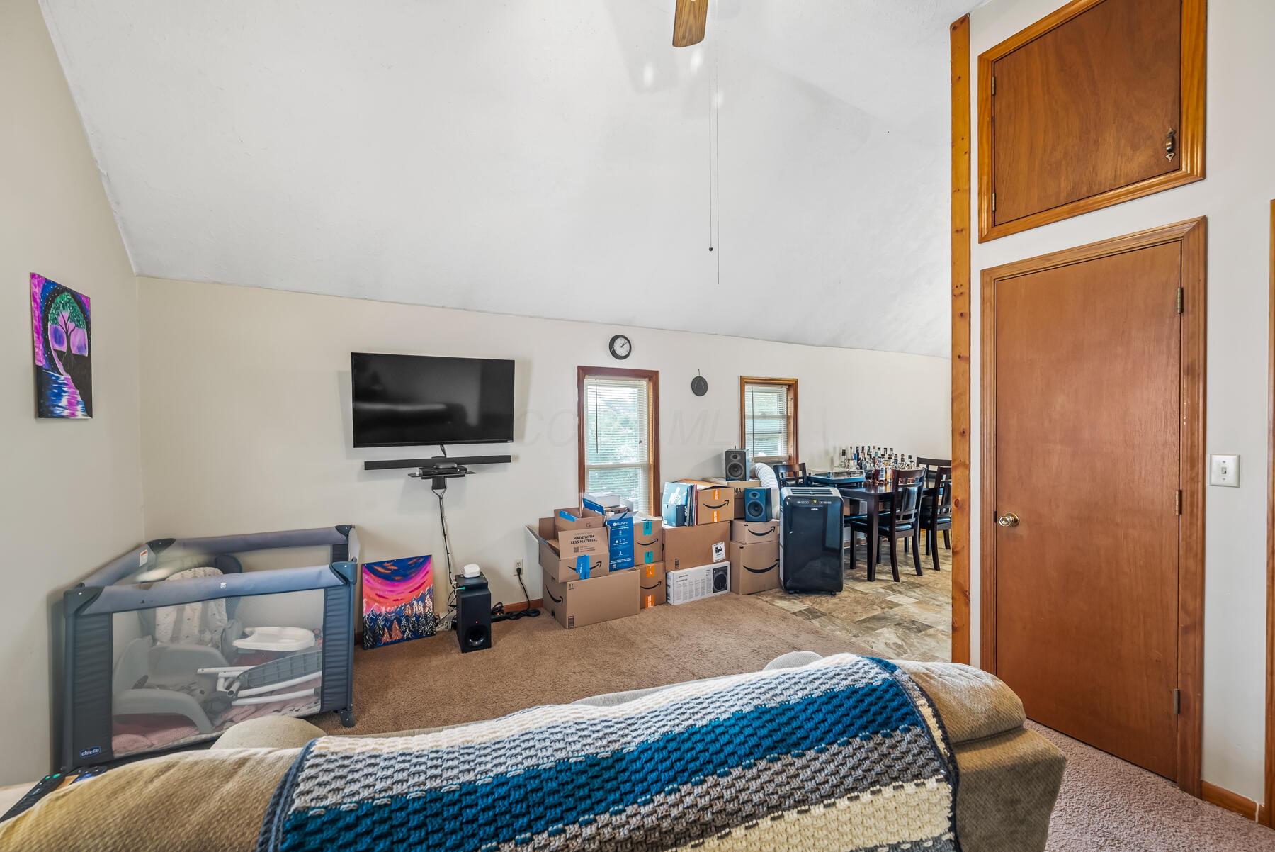 240 S Seffner Avenue