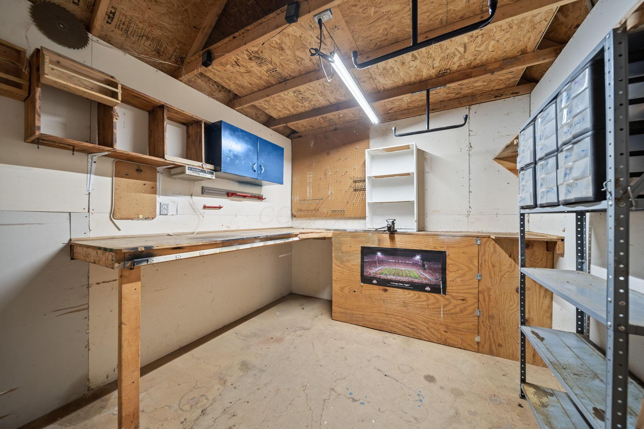 1145 Fairwood Avenue