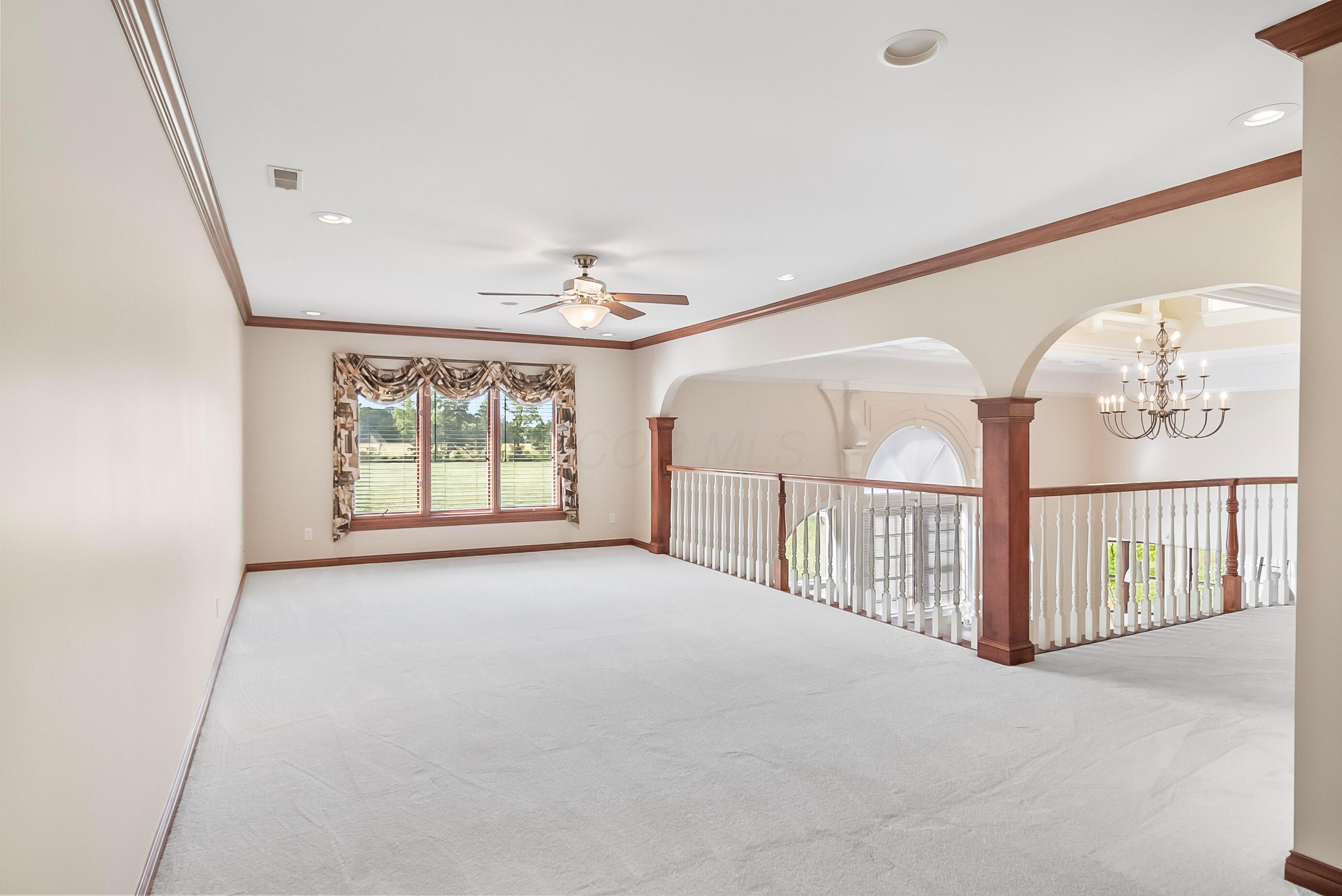 867 Edwards Glen