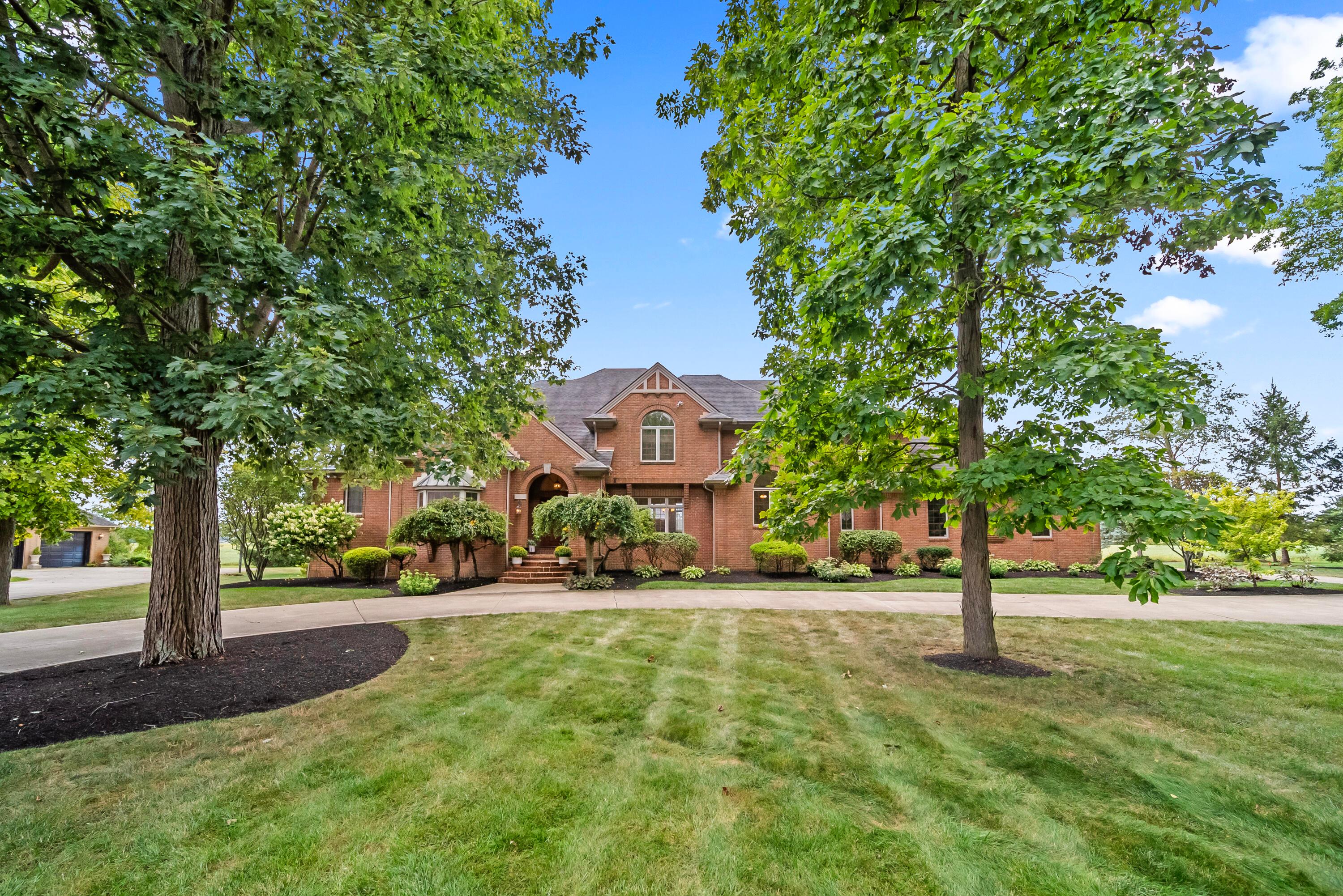 867 Edwards Glen