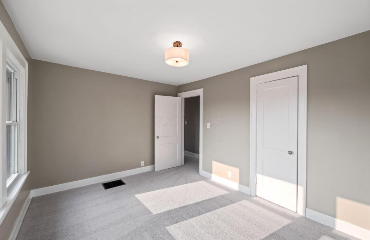 174 Kensington Place, Marion