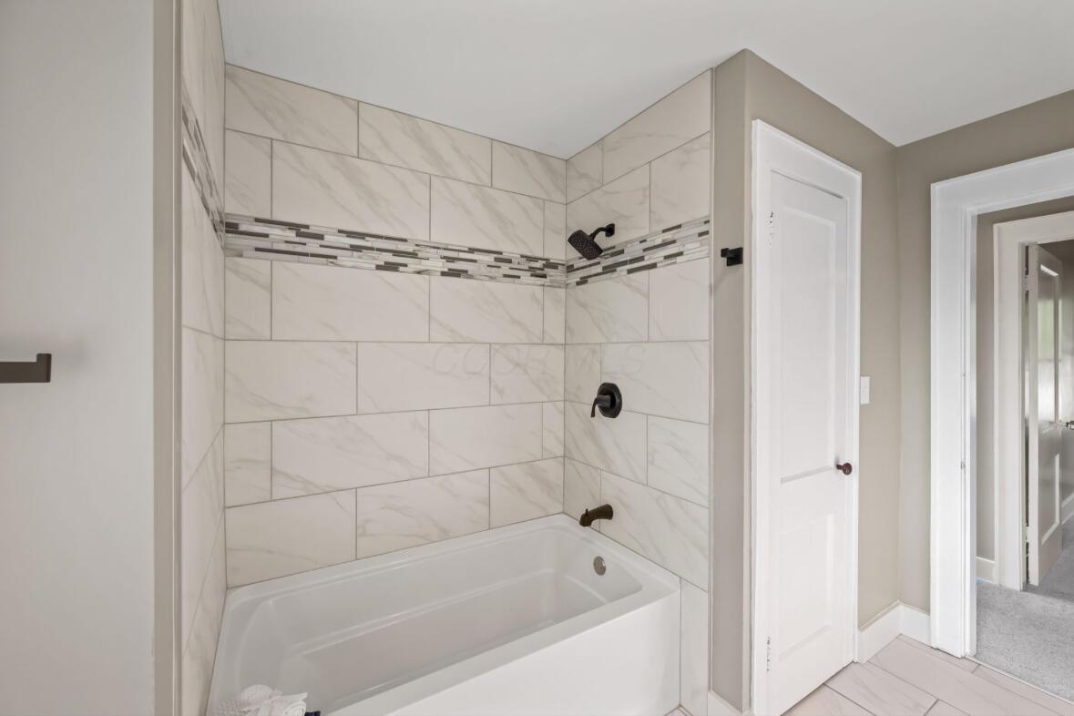 174 Kensington Place, Marion