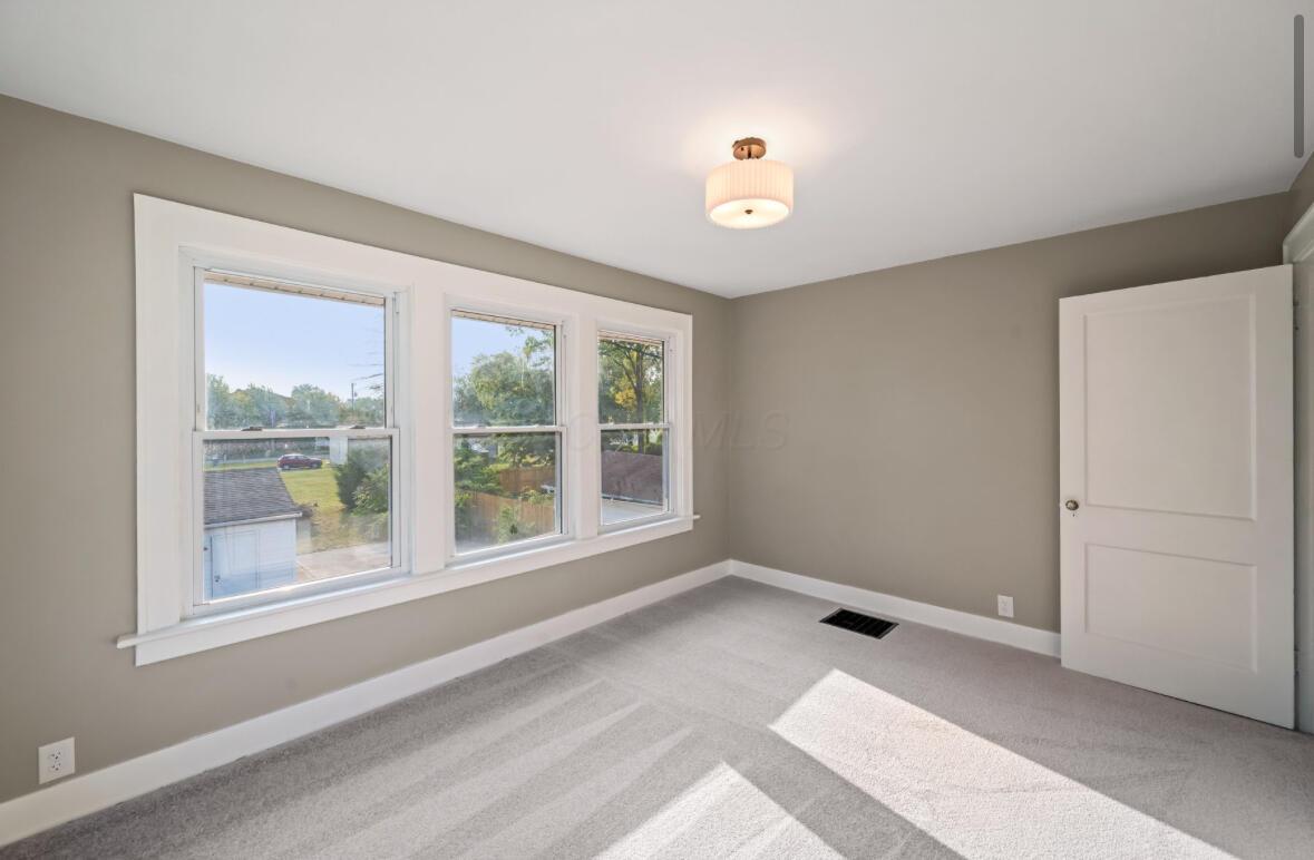 174 Kensington Place, Marion