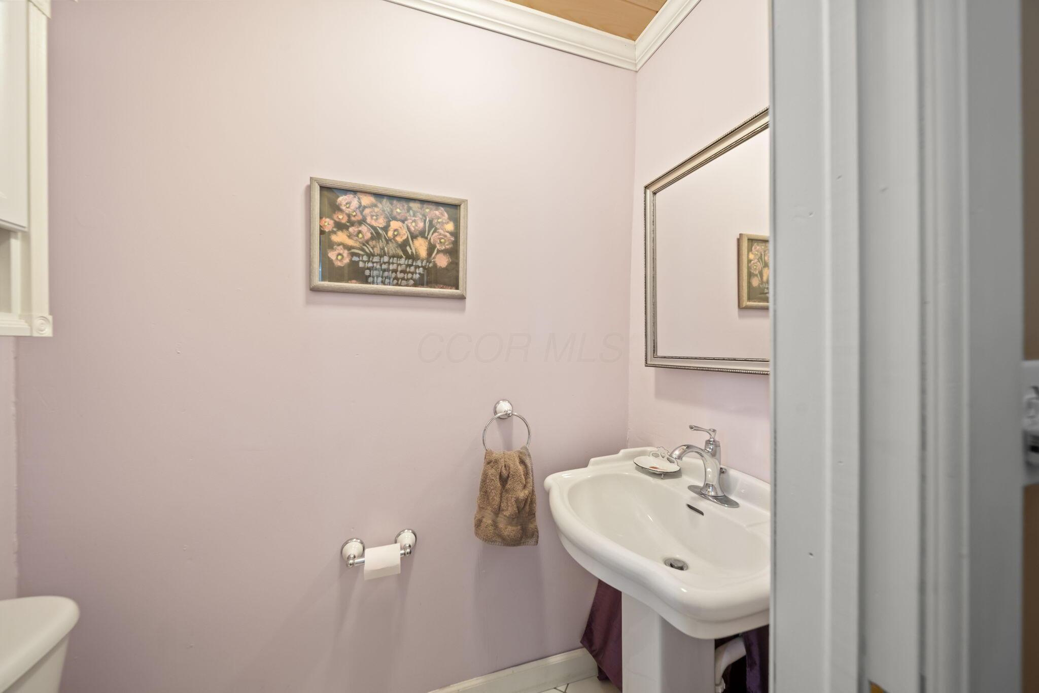 1005 Marion Cardington Road W