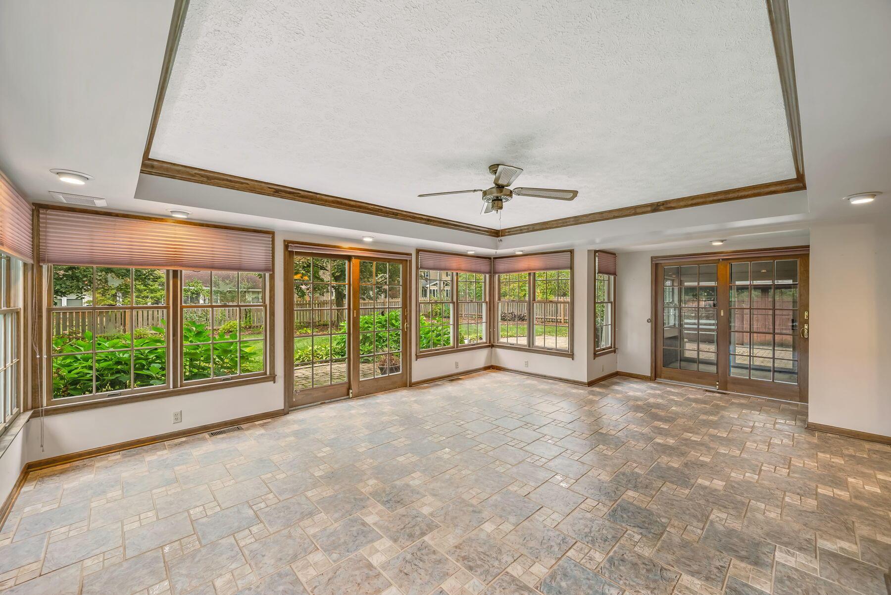 452 Pleasant Lane, Bucyrus