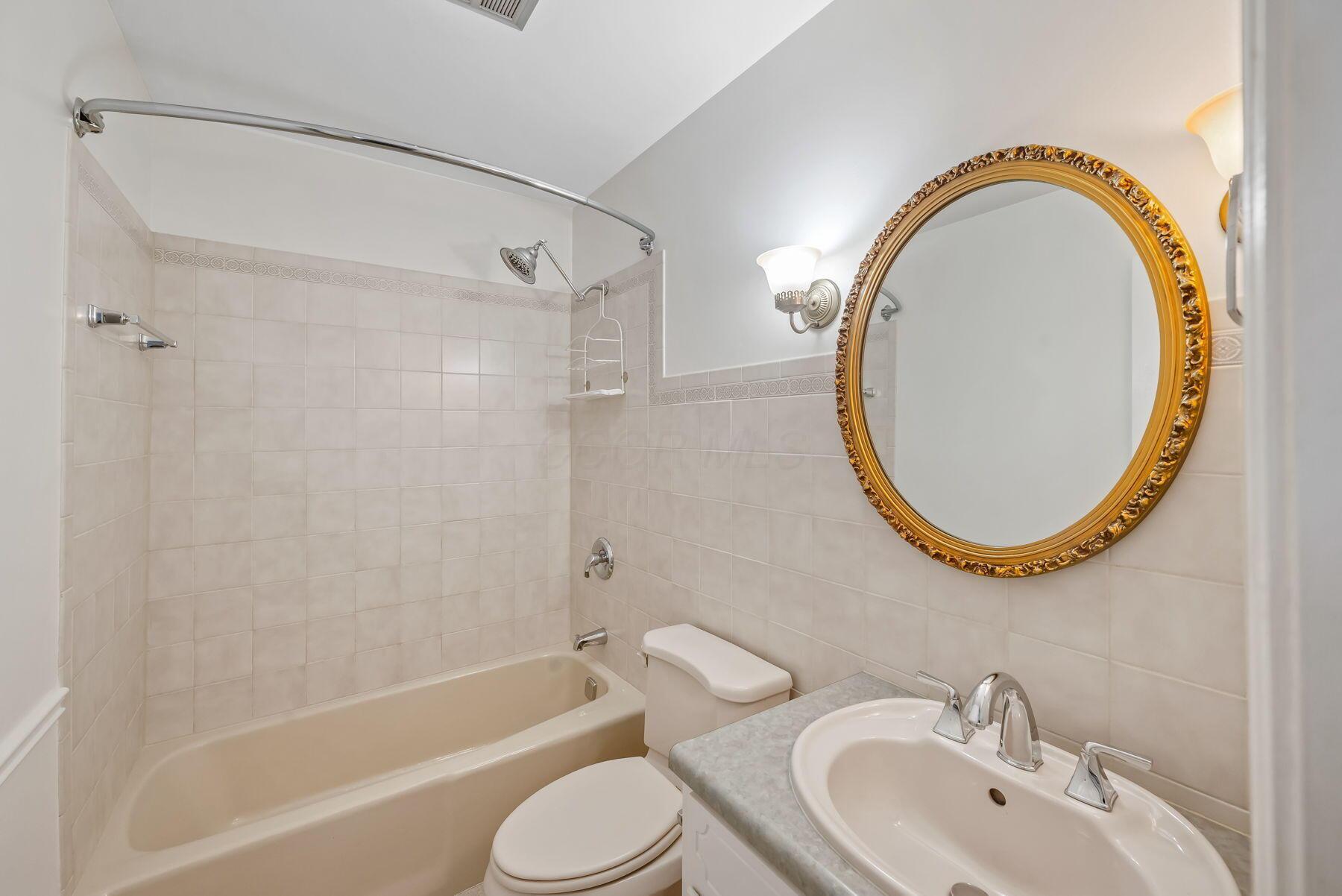 452 Pleasant Lane, Bucyrus