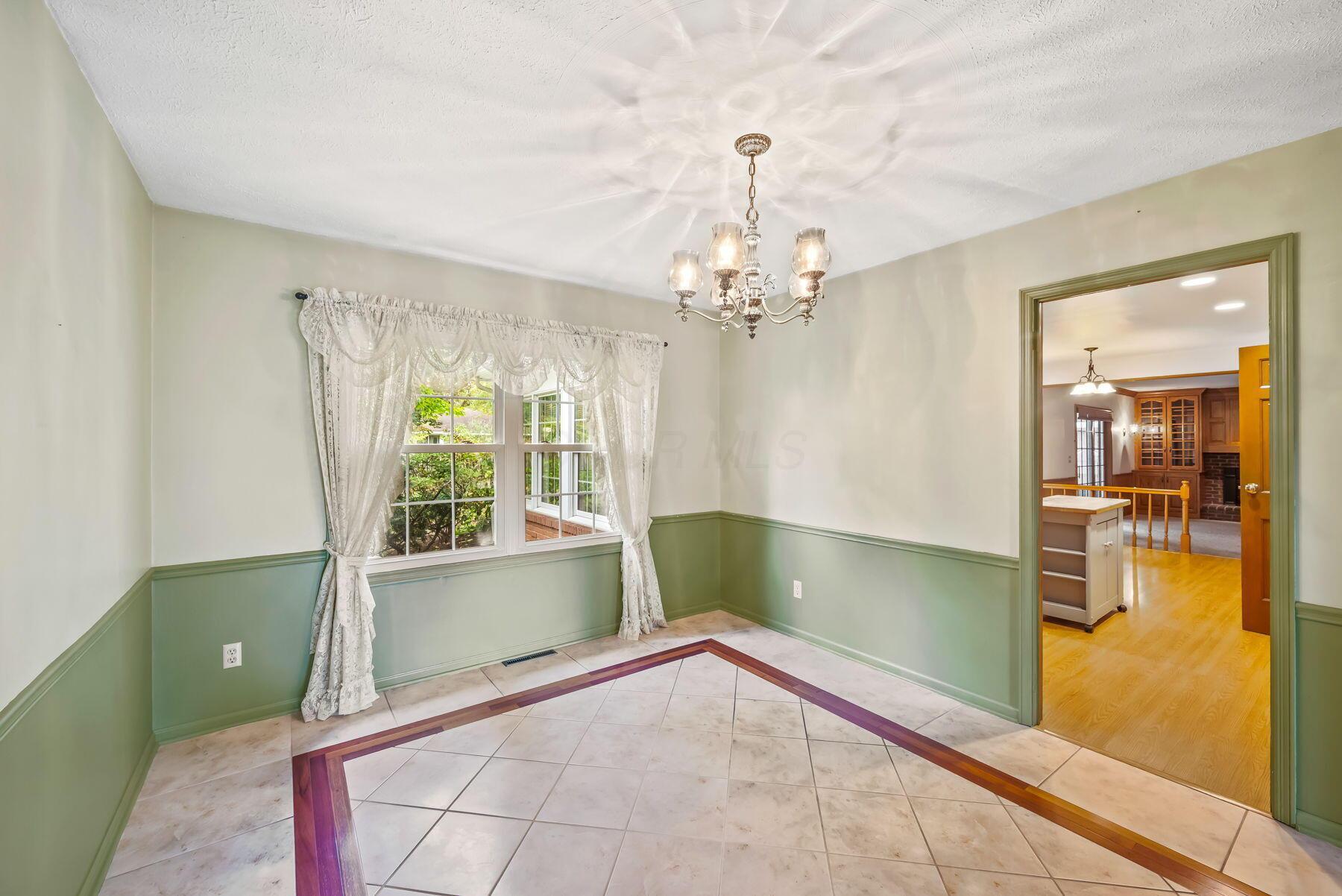 452 Pleasant Lane, Bucyrus