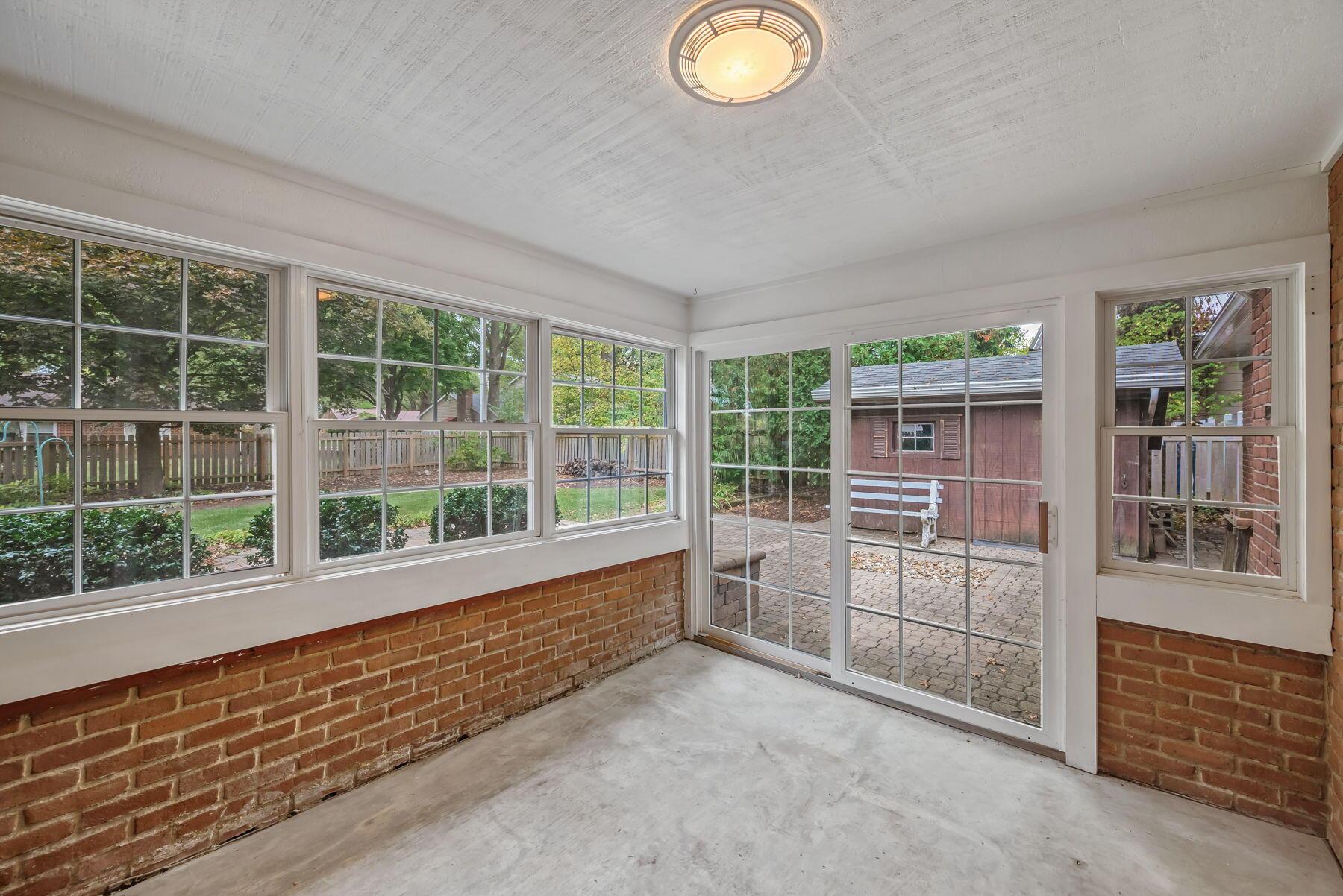 452 Pleasant Lane, Bucyrus