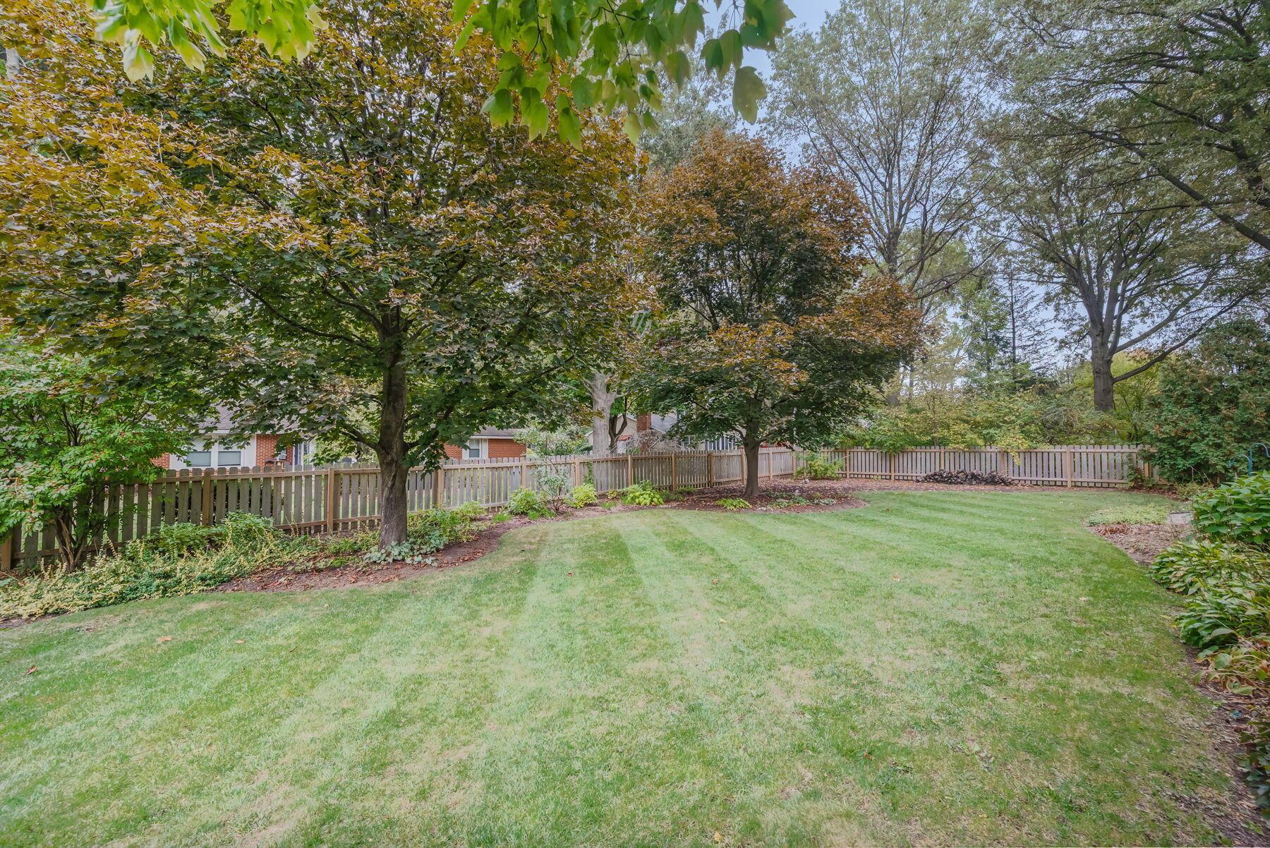 452 Pleasant Lane, Bucyrus