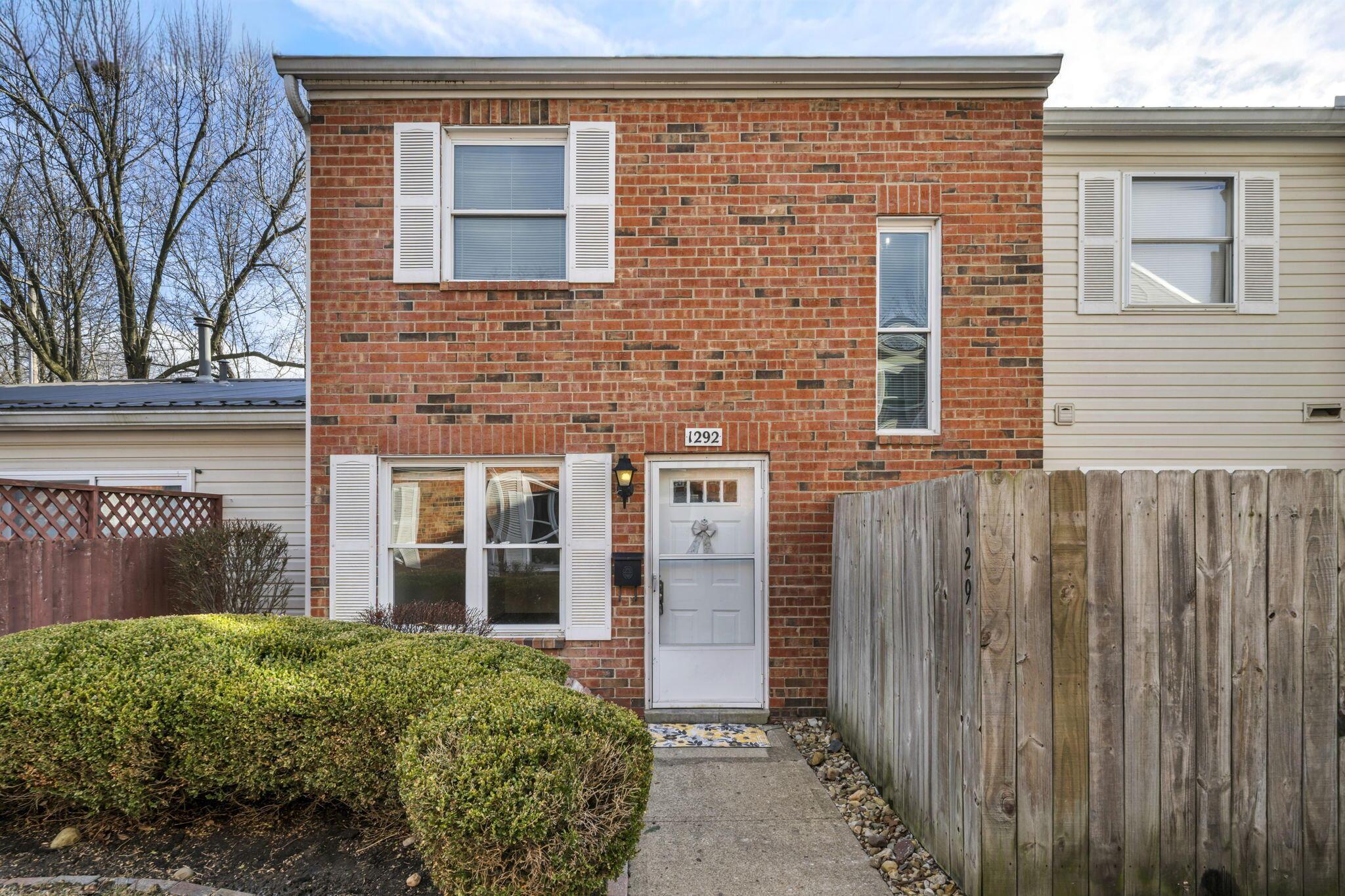 1292 Lowland Court, 98