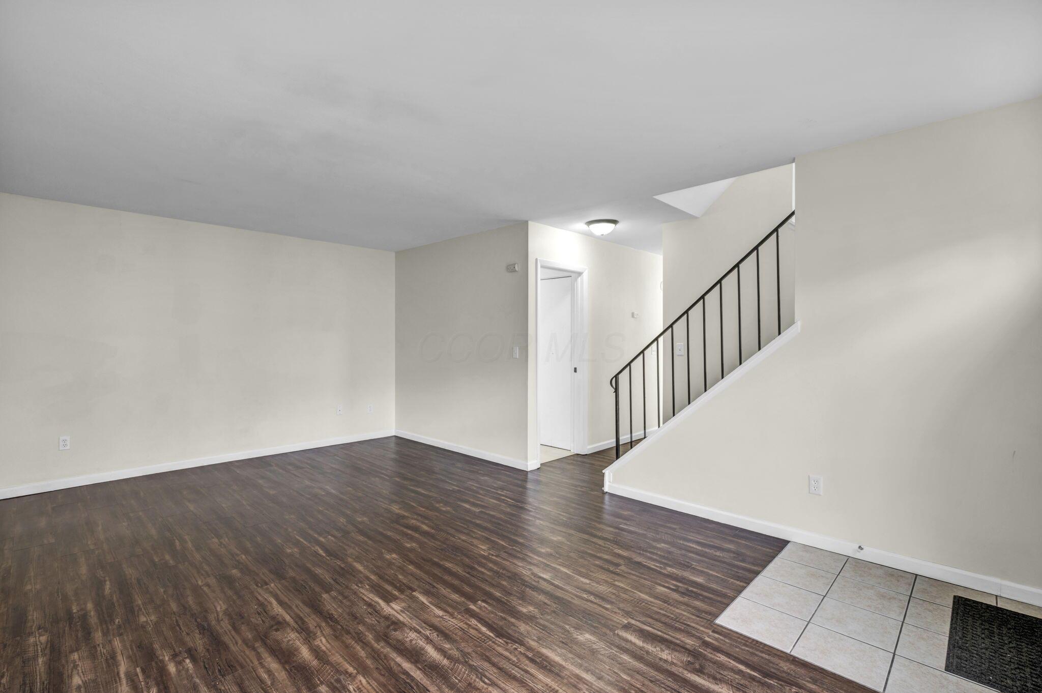 1292 Lowland Court, 98