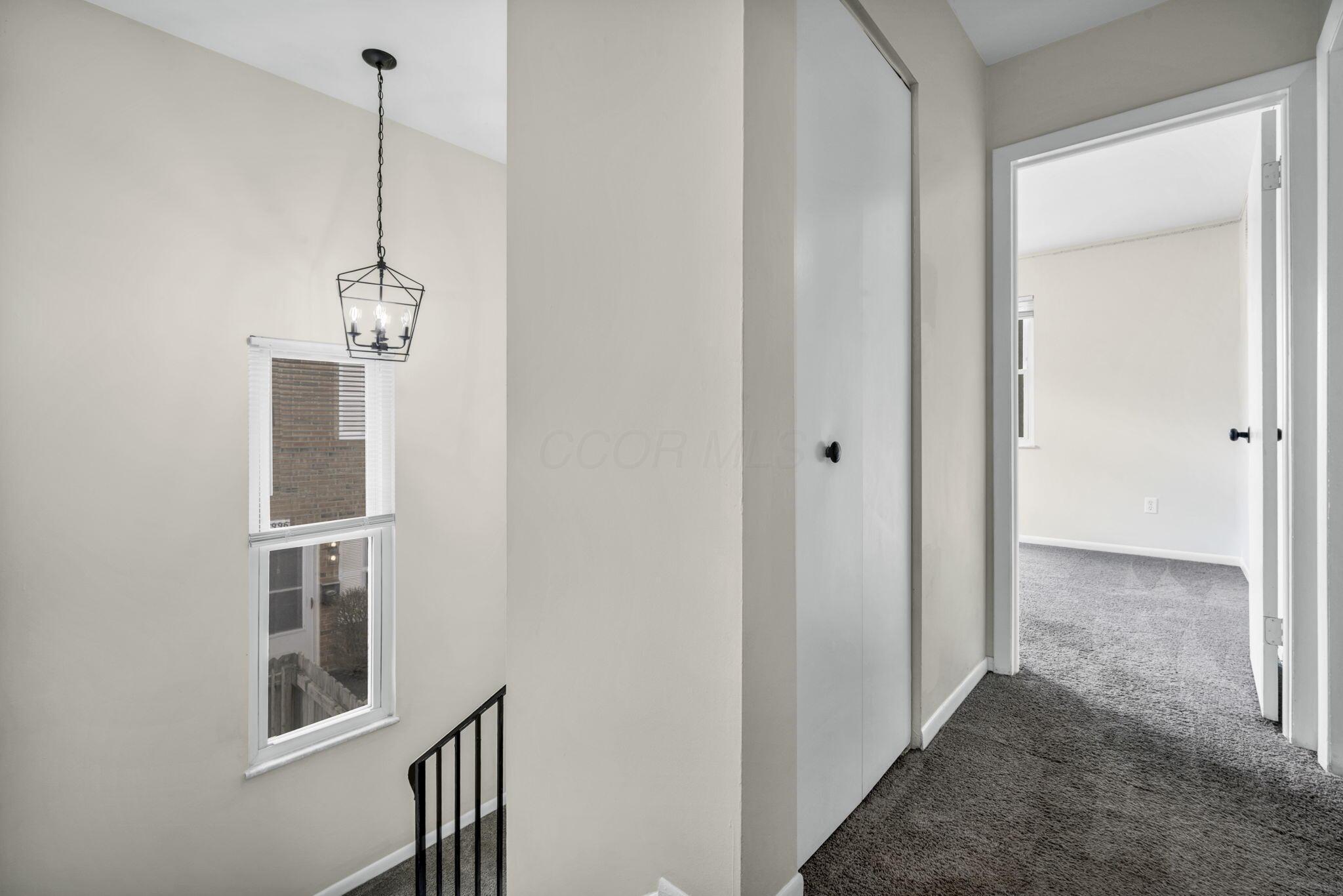 1292 Lowland Court, 98