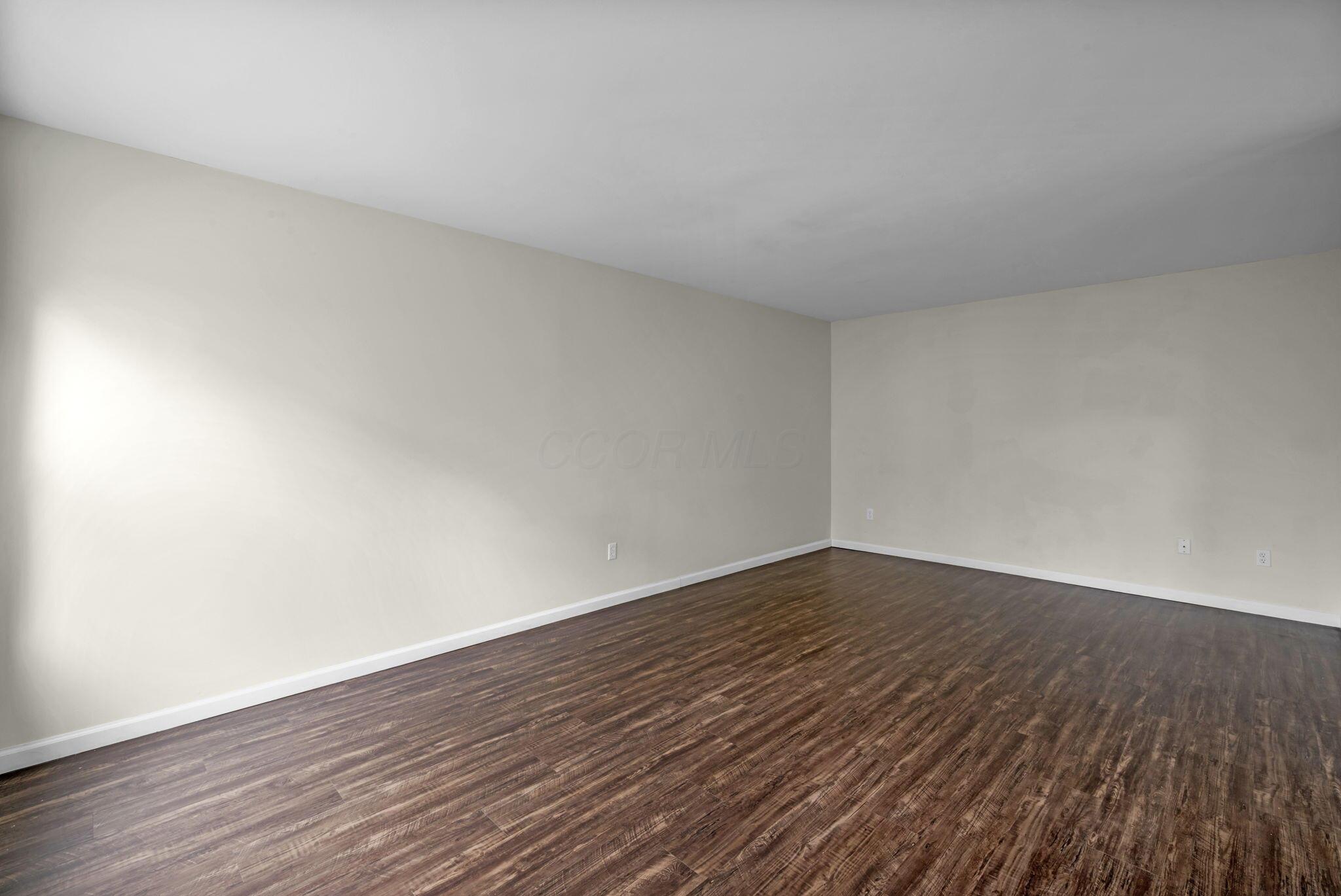 1292 Lowland Court, 98