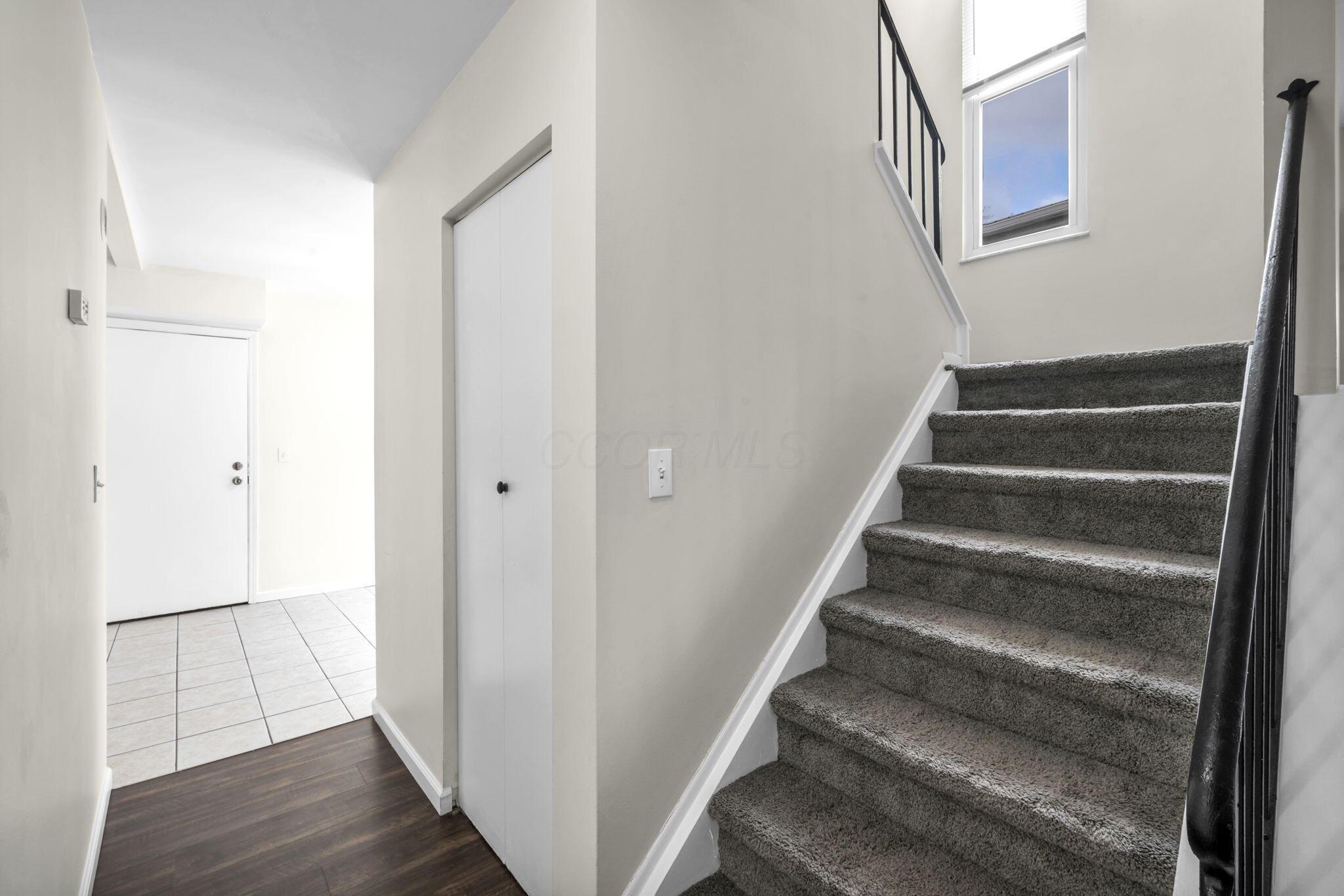 1292 Lowland Court, 98